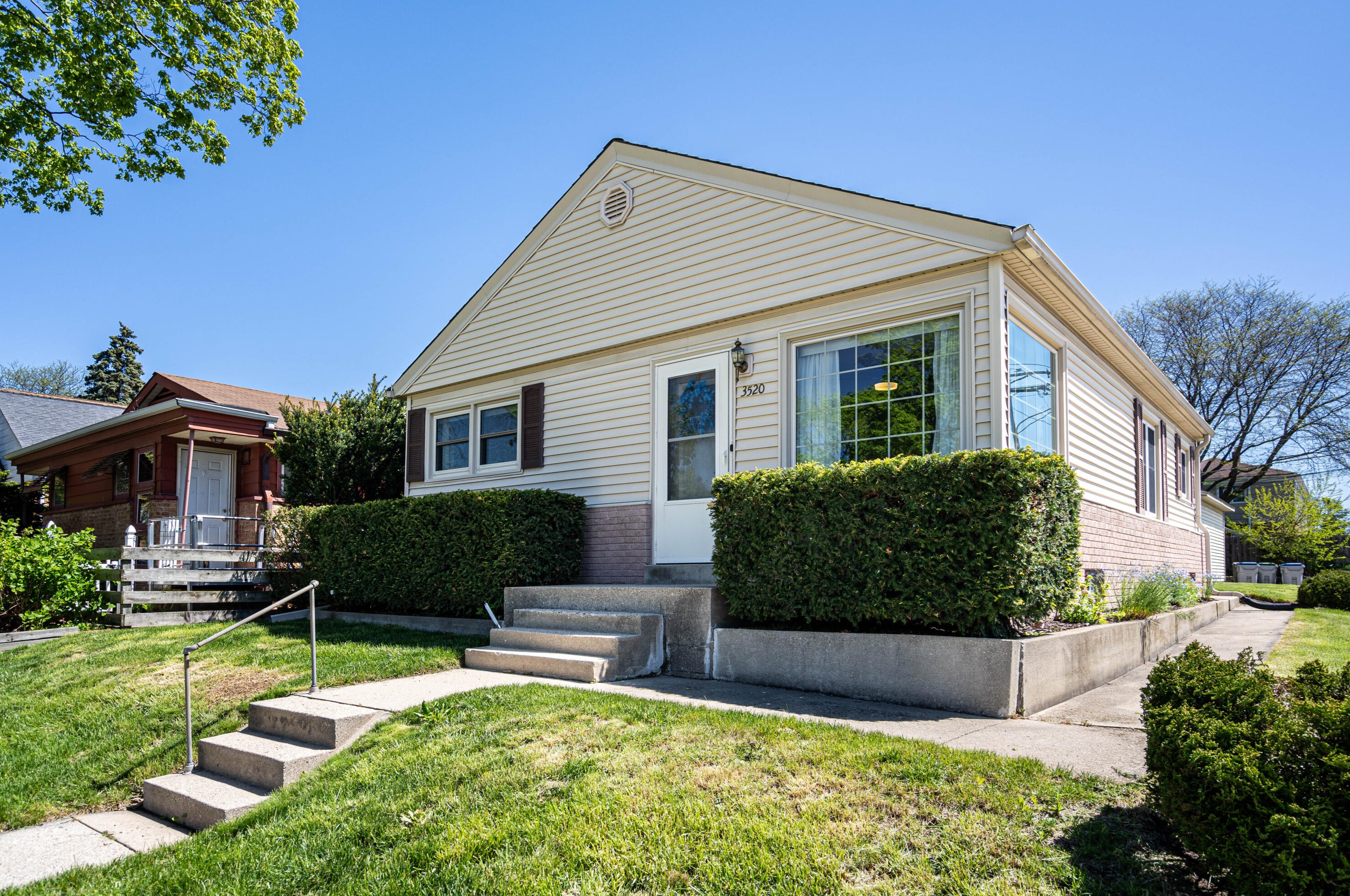 3520 86th St, Milwaukee WI  53228-1510 exterior