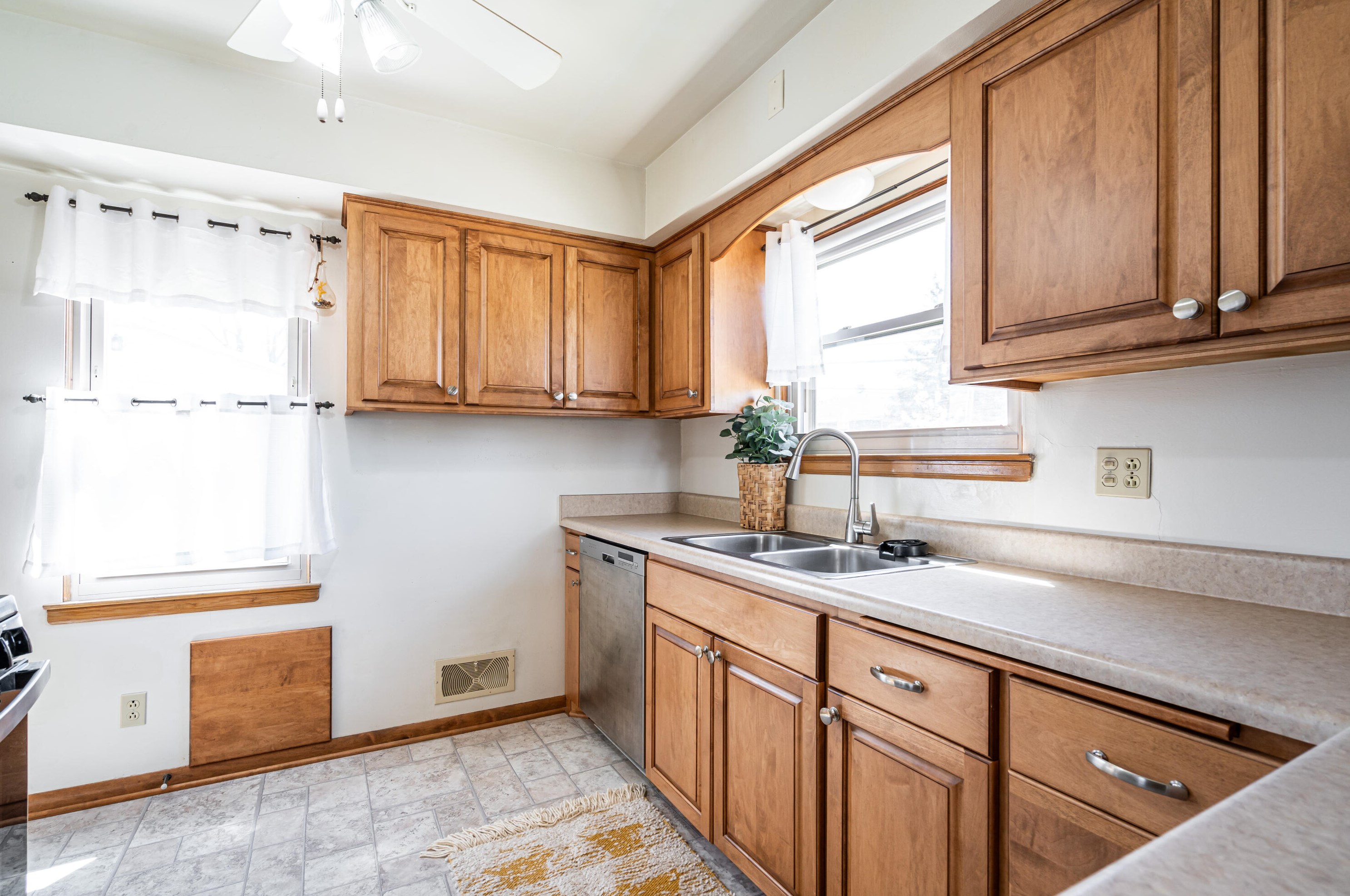 3520 86th St, Milwaukee WI  53228-1510 exterior