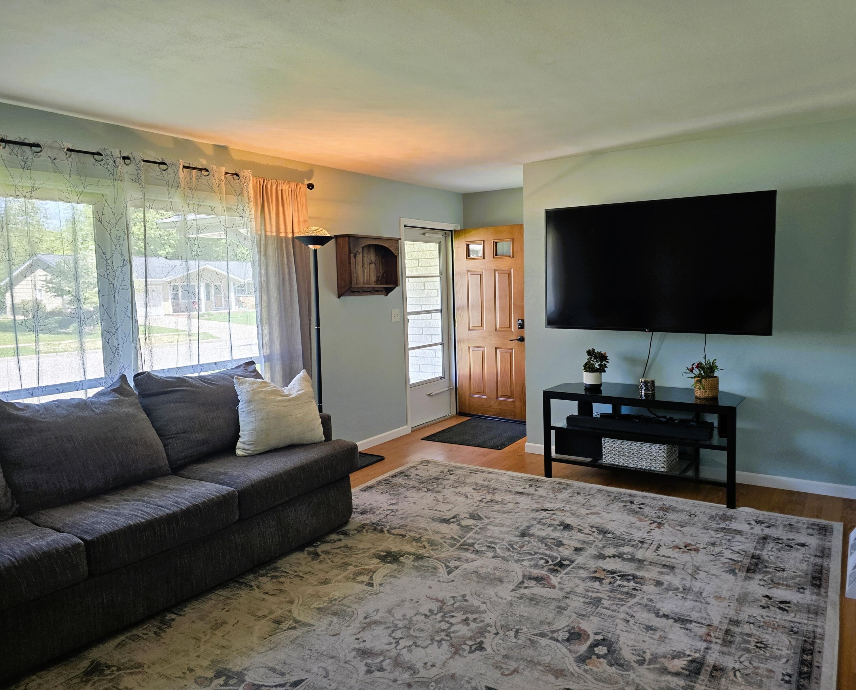 277 Green Valley Pl, West Bend, WI 53095