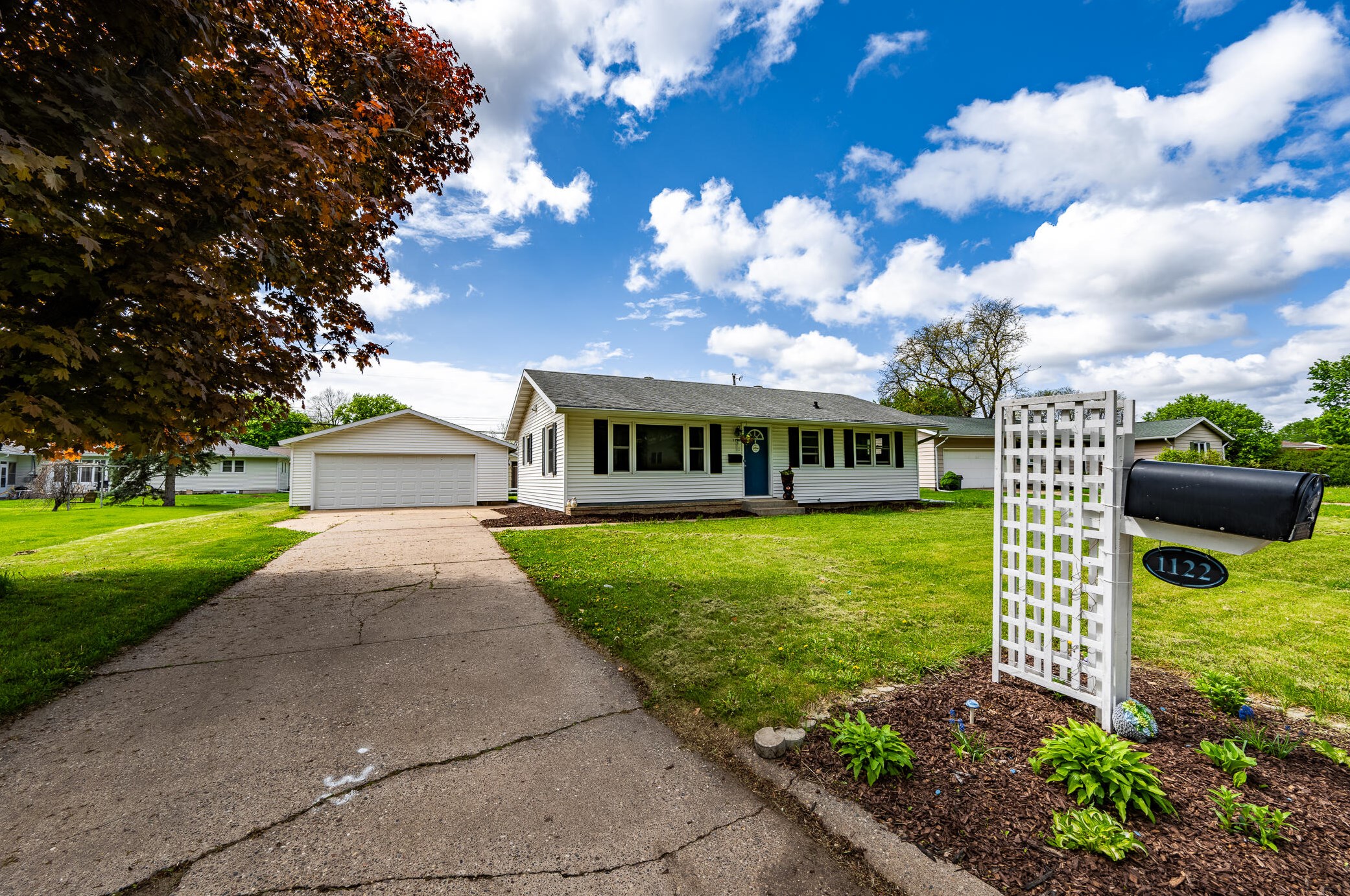 1122 Nancy Ct, La Crosse, WI 54601