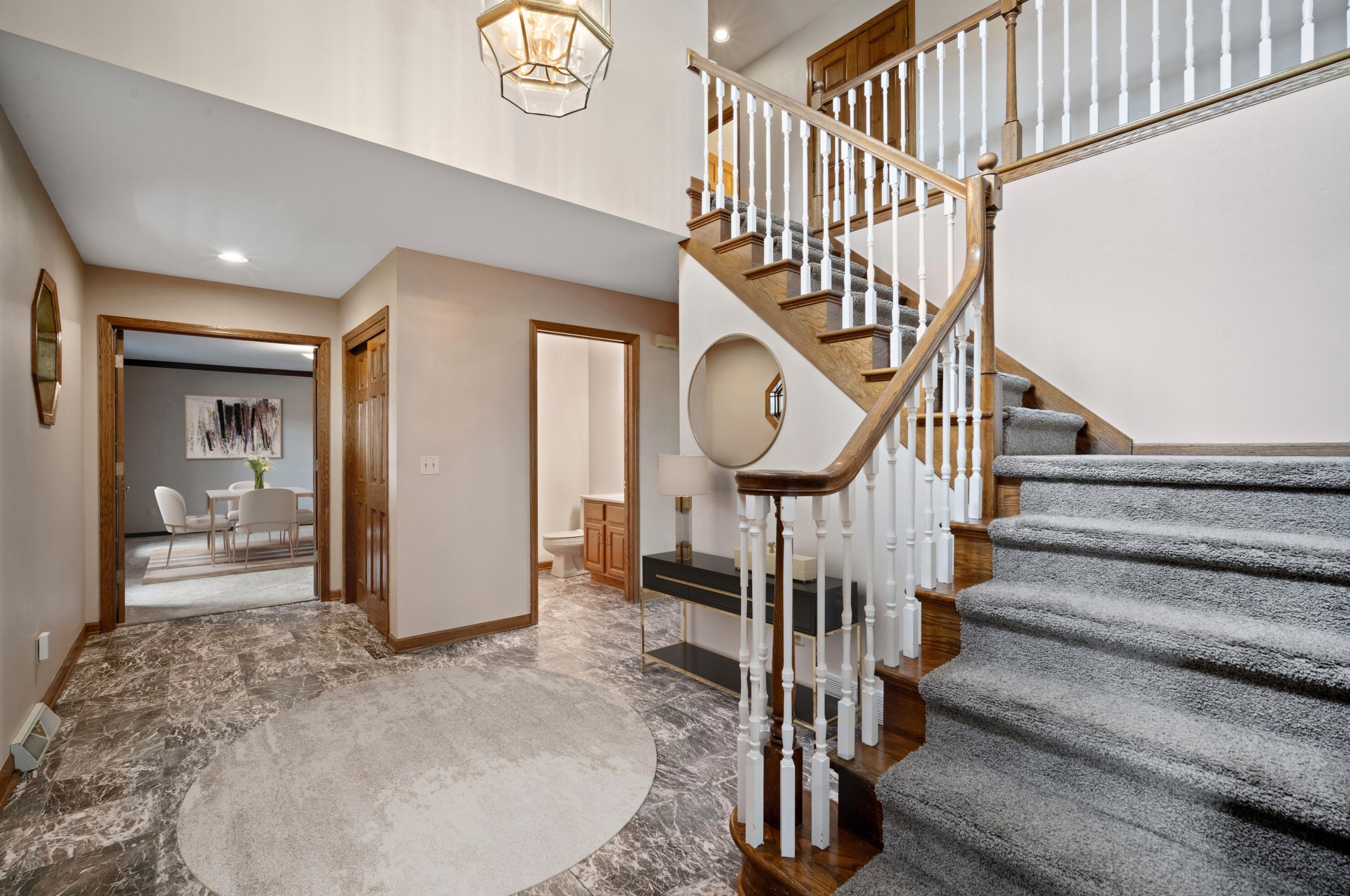 4749 W River Hollow Ct, Thiensville, WI 53092