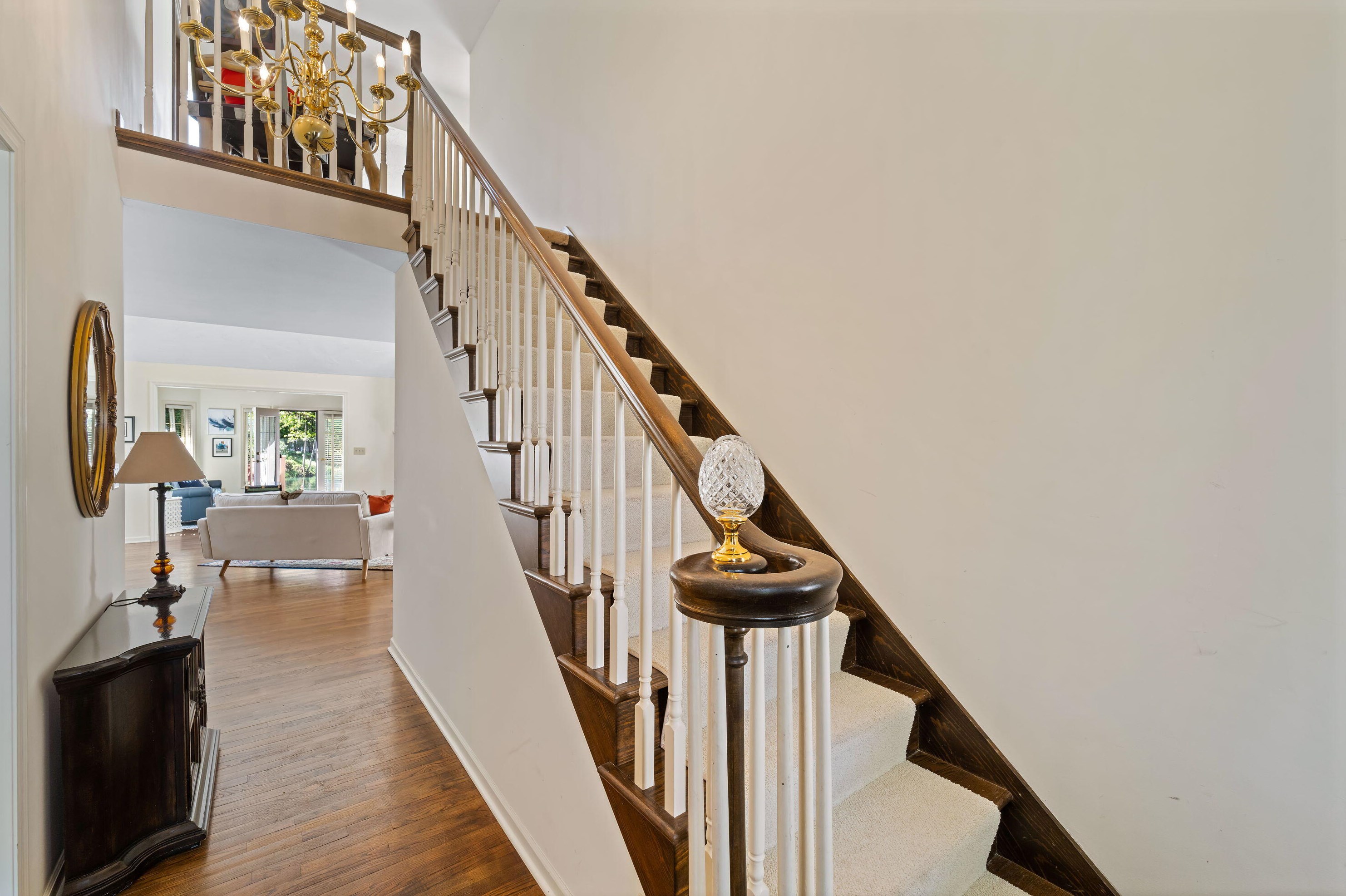 1417 W Westport Circle, Thiensville, WI 53092