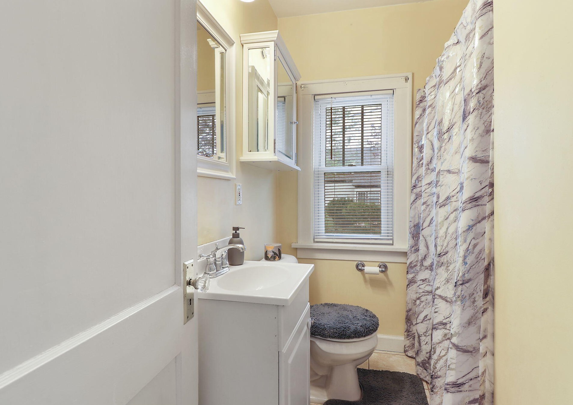 7519 29 Ave, Kenosha WI 53143-6650 exterior