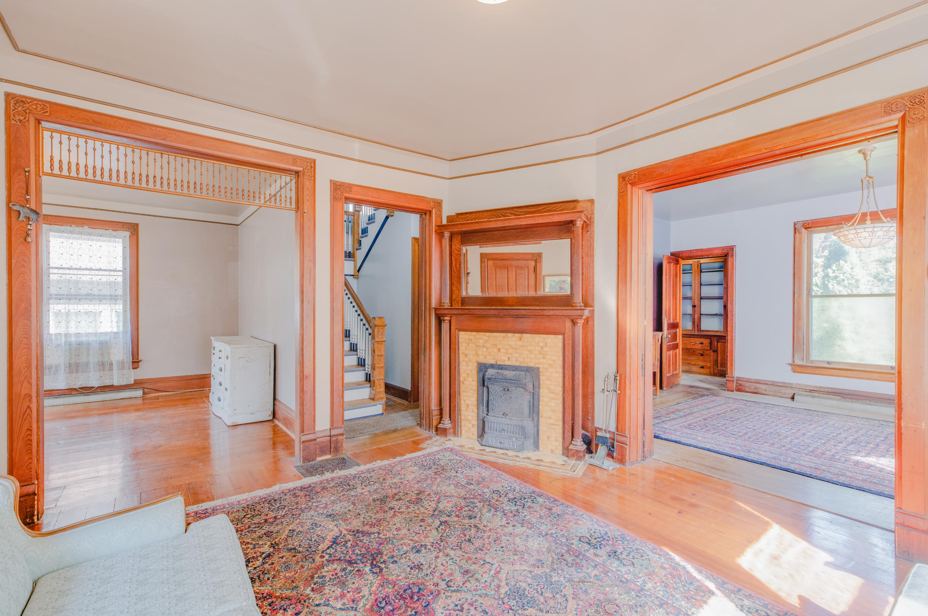1521 College Ave, Racine, WI 53403-1948