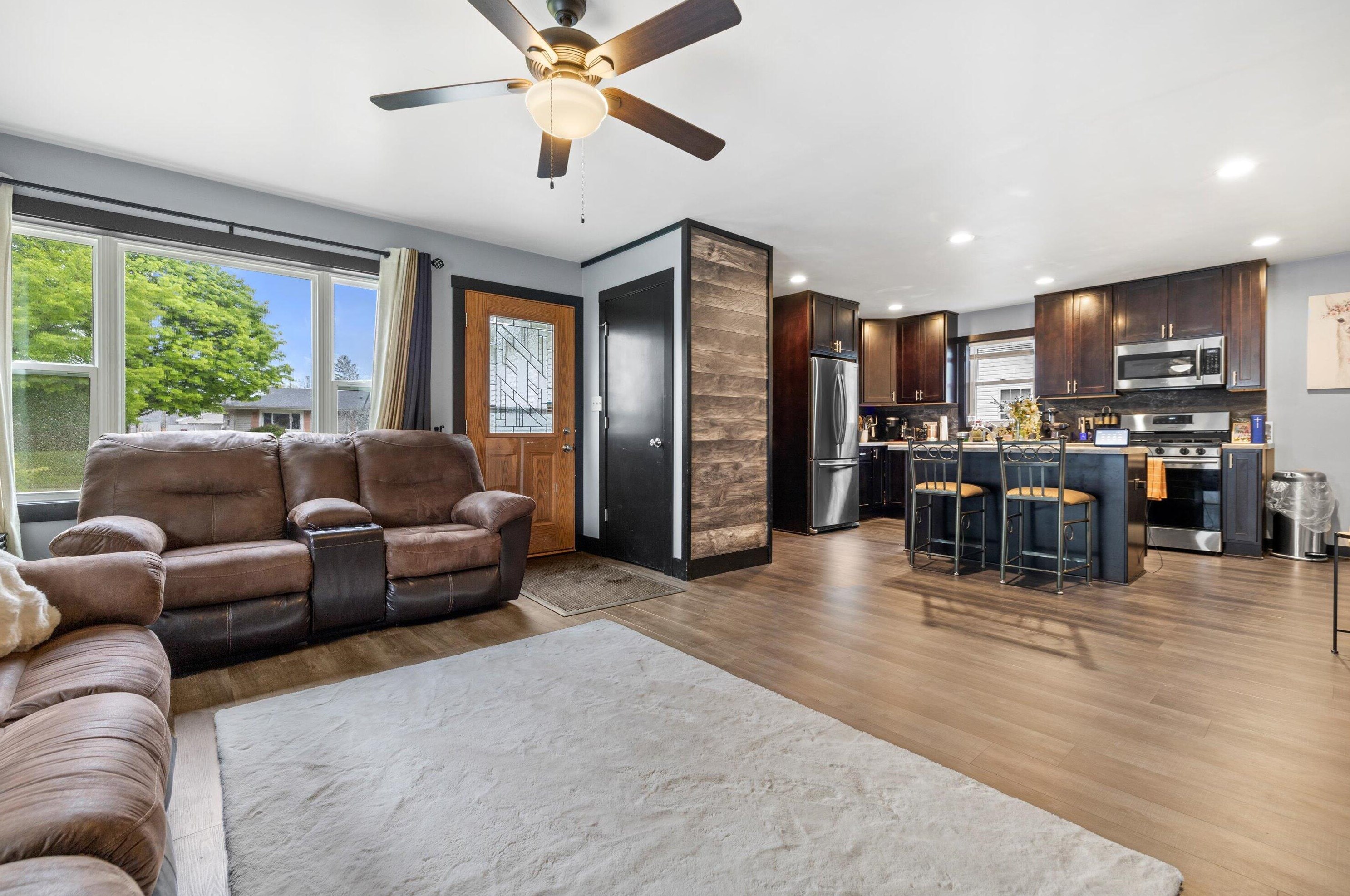 5324 63rd Ave, Kenosha, WI 53144