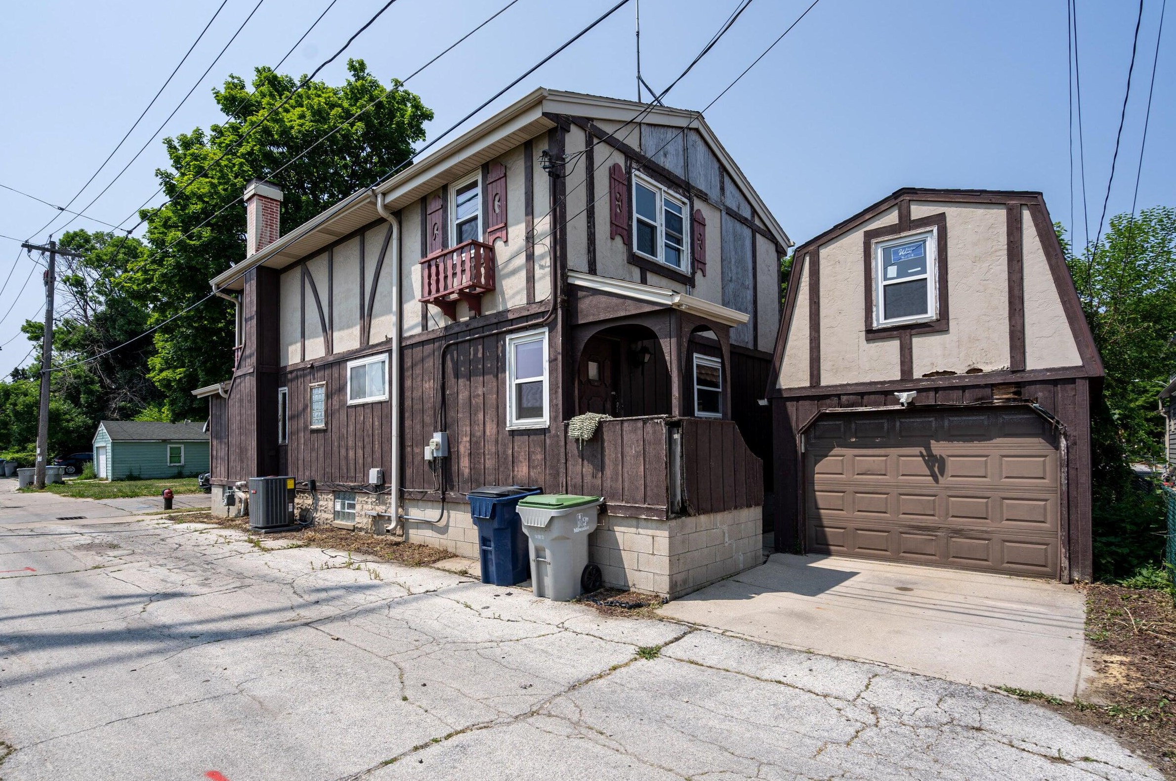 114 65, Milwaukee WI 53214-3250 exterior