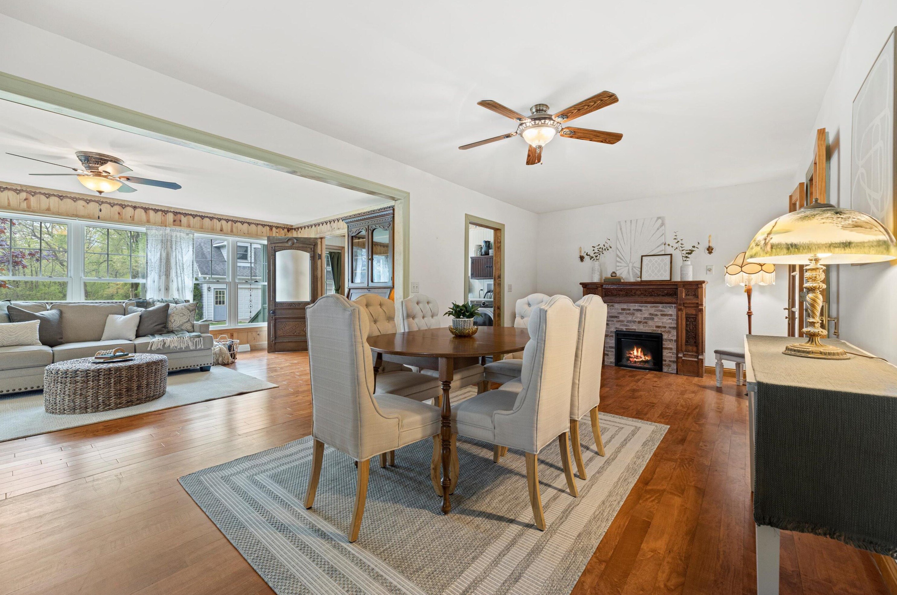 9105 Gittings Rd, Racine, WI 53406-2025