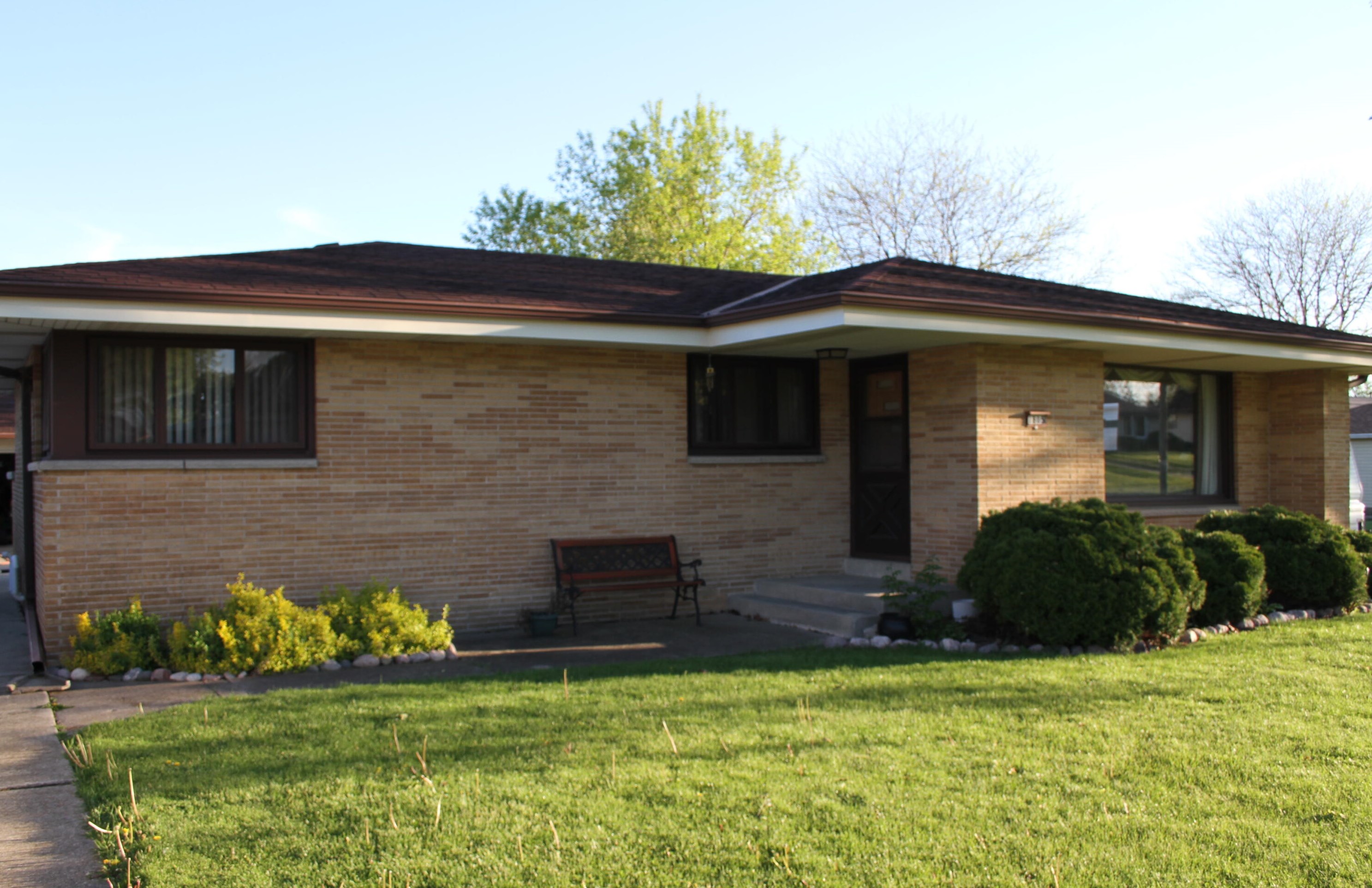 1805 Marquette Ave, South Milwaukee, WI 53172