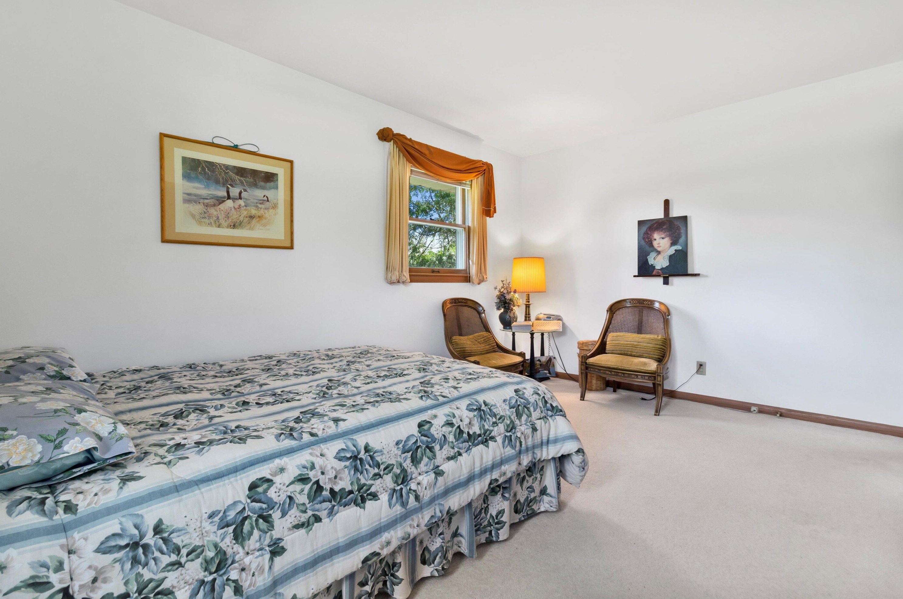 4602 83 St, Kenosha WI 53142-2015 exterior