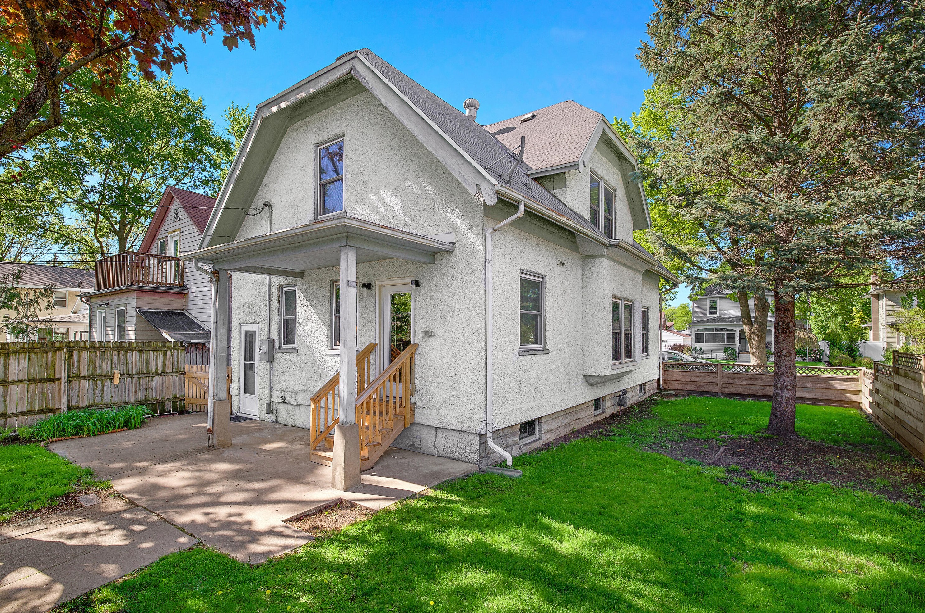 1518 Winnebago St, La Crosse WI  54601-4918 exterior