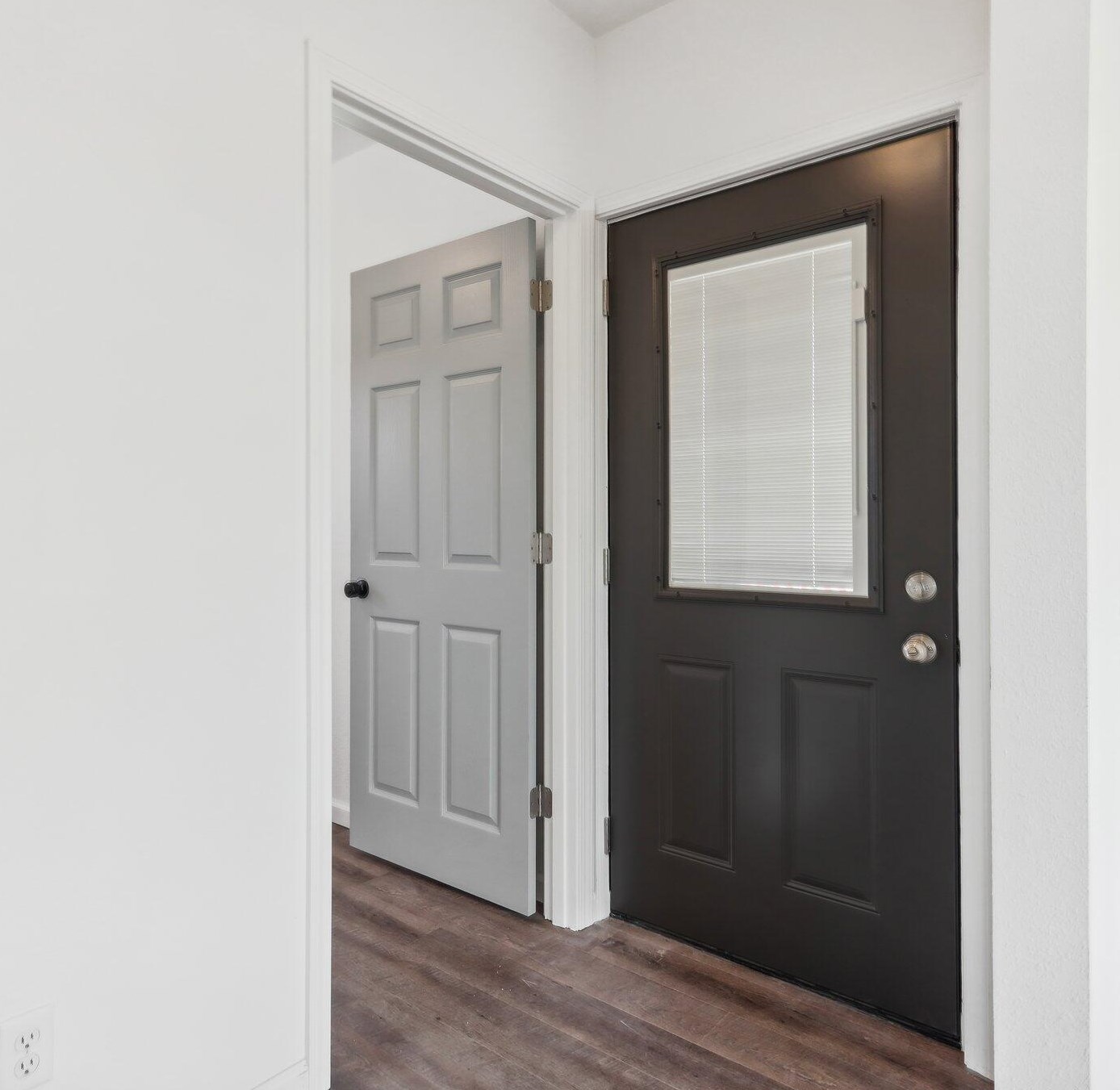 2500 22nd Ave, Kenosha WI 53140-4814 exterior