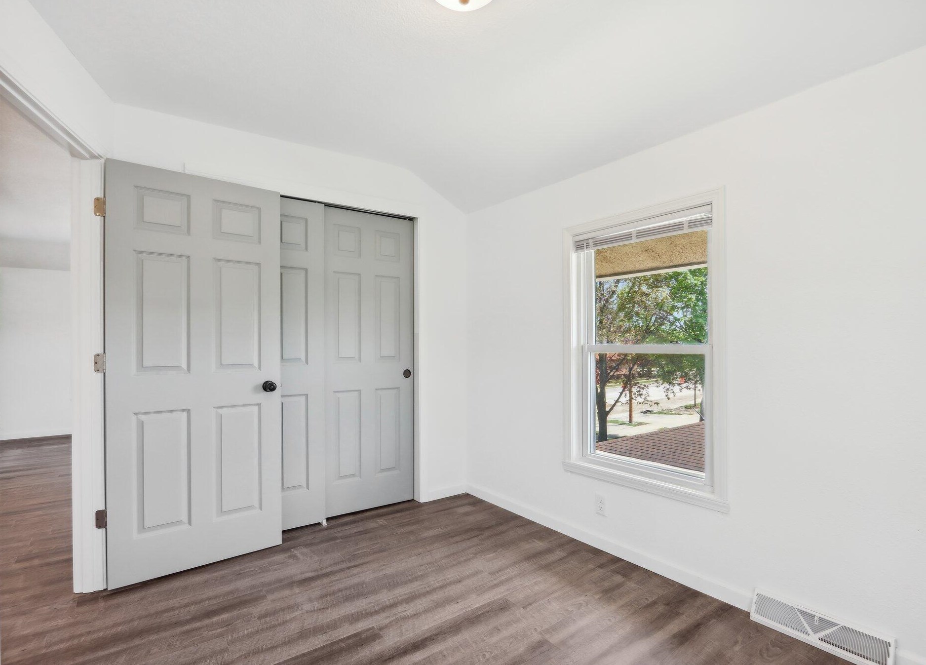 2500 22nd Ave, Kenosha WI 53140-4814 exterior