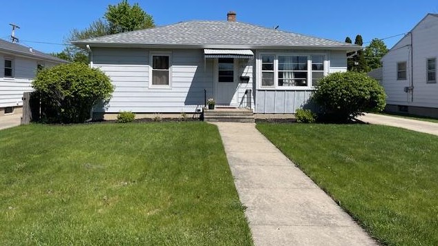 7827 32 Ave, Kenosha WI 53142-4621 exterior