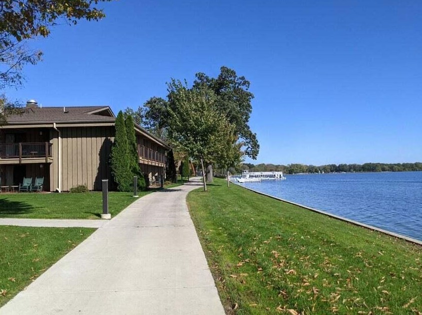 2400 Geneva St, Delavan WI  53115-2024 exterior