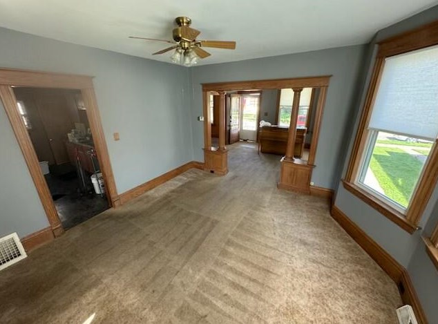 928 Grove Ave, Racine, WI 53405-2540