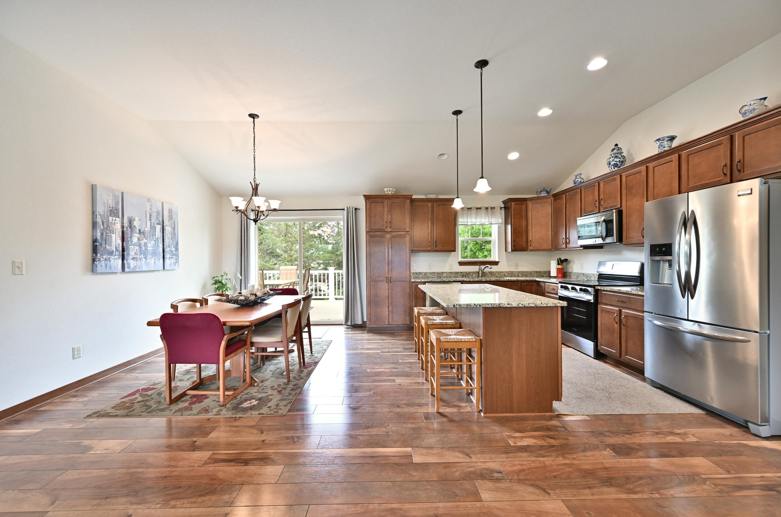 3133 Tanglewood Dr, Waukesha, WI 53189