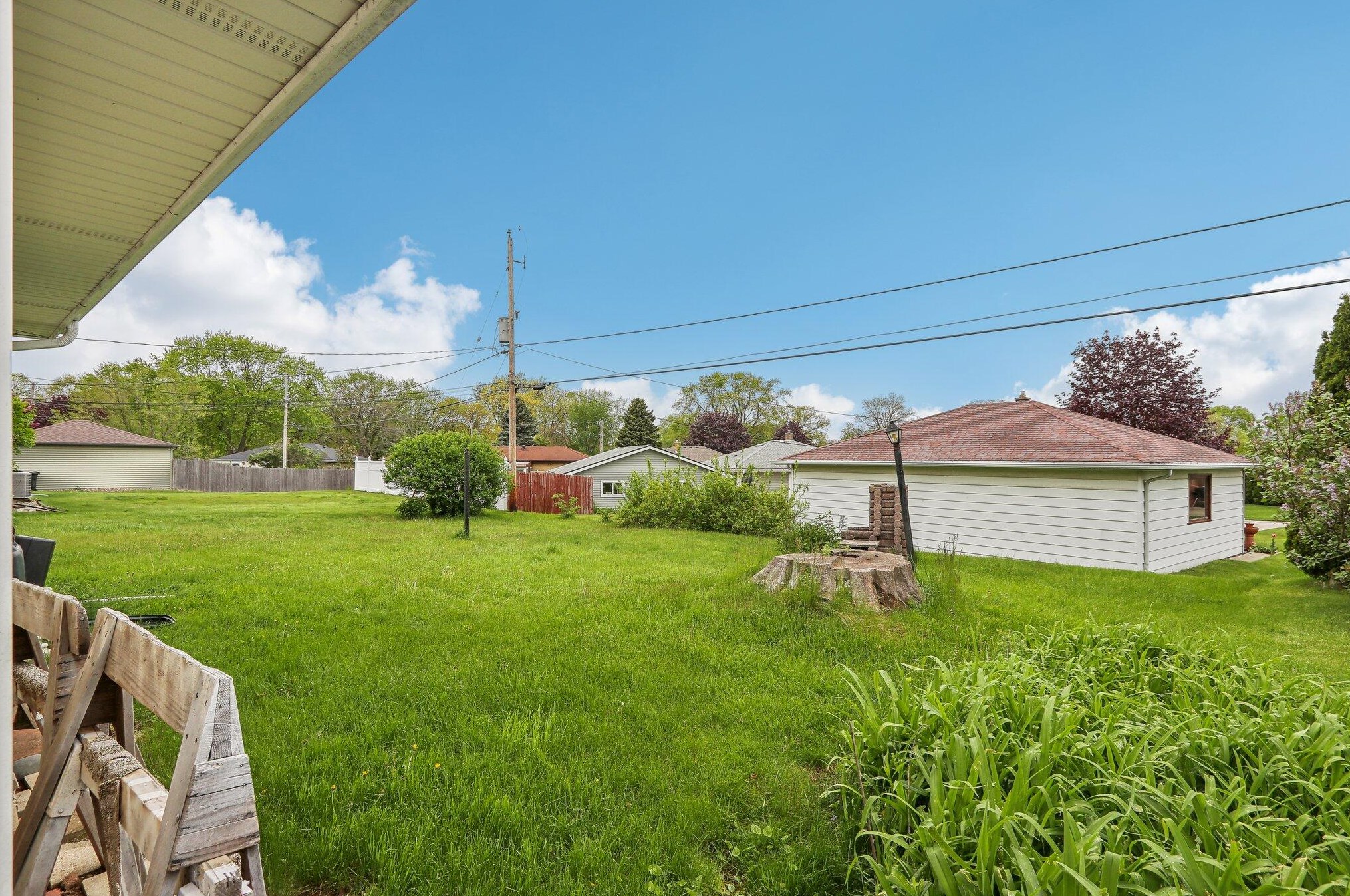 714 Edgewood Ave, South Milwaukee WI 53172-3848 exterior