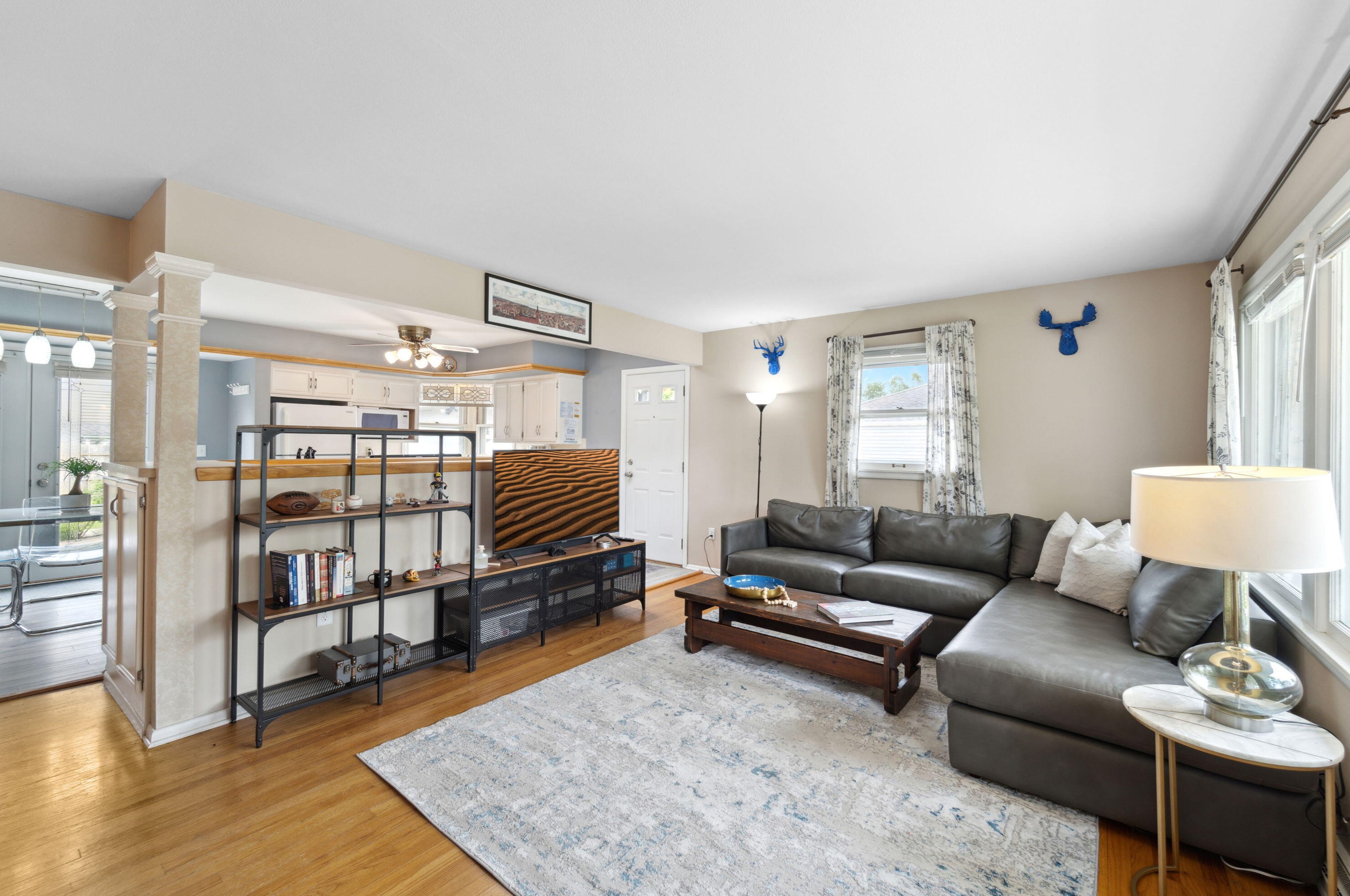 4014 73rd St, Milwaukee WI  53220-2312 exterior