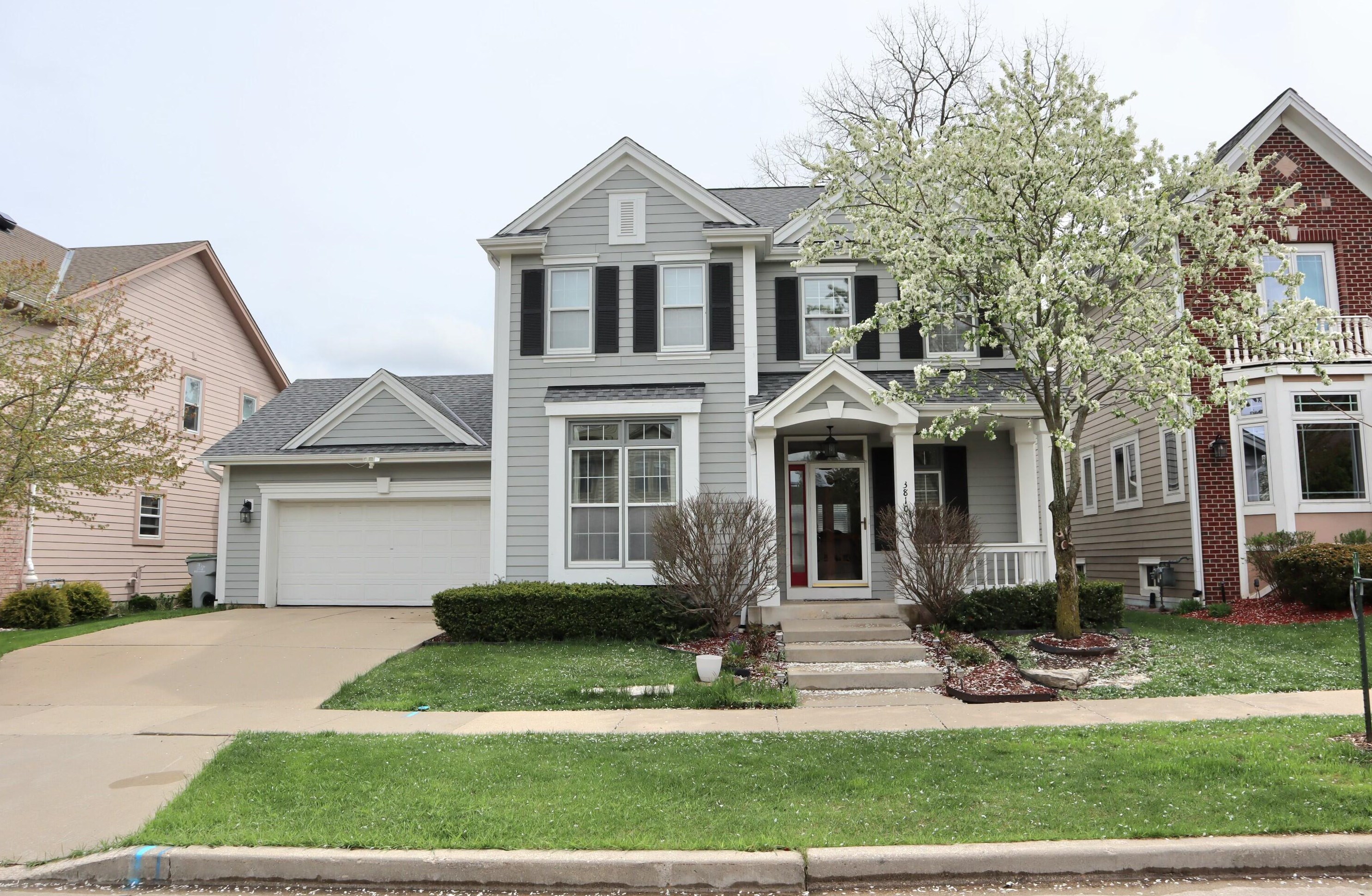3810 Cherokee Way, Milwaukee, WI 53221-5747