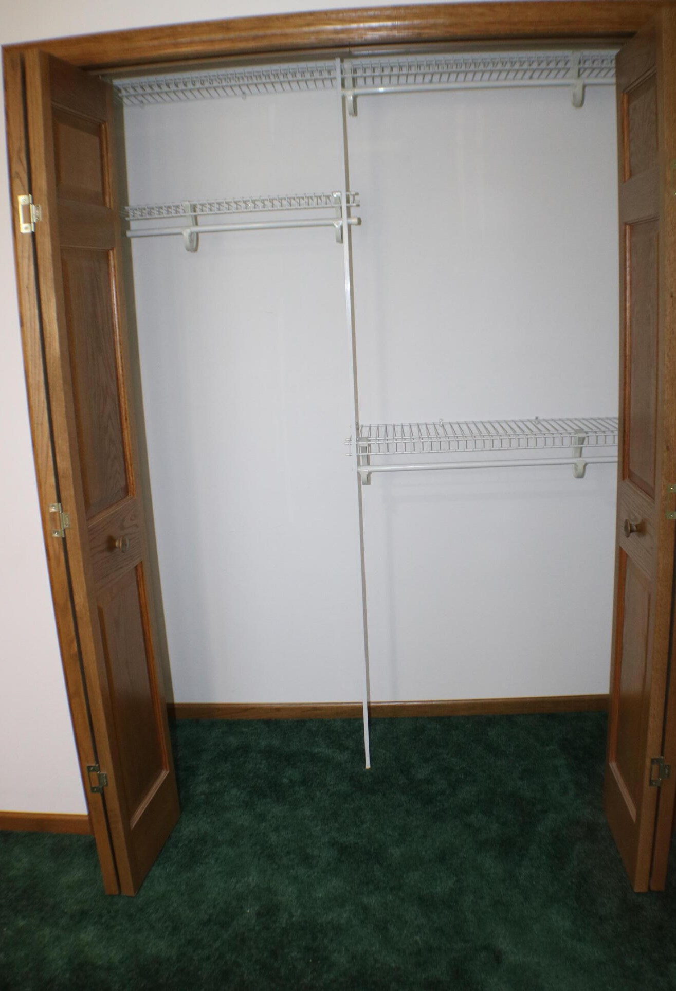 4801 Veranda Ct, Manitowoc WI 54220-8318 exterior