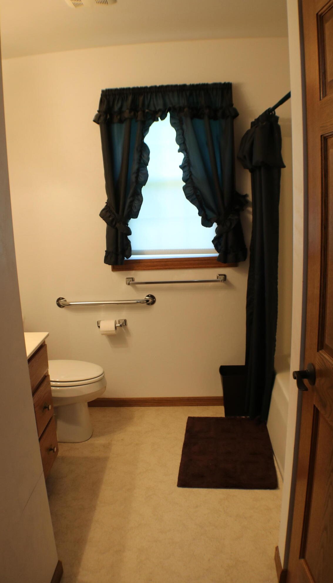 4801 Veranda Ct, Manitowoc WI 54220-8318 exterior