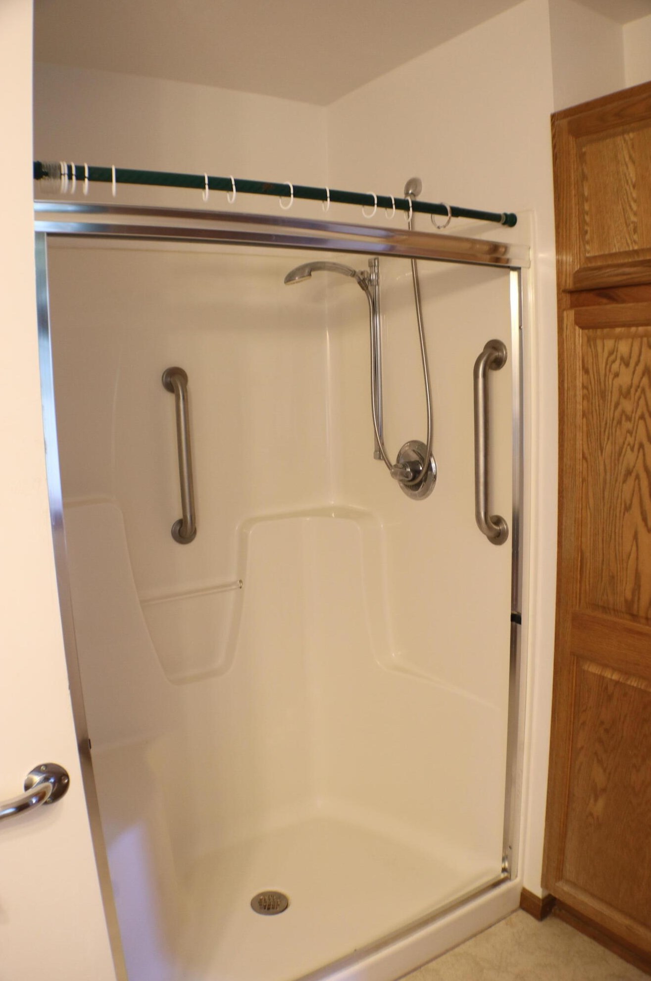 4801 Veranda Ct, Manitowoc WI 54220-8318 exterior