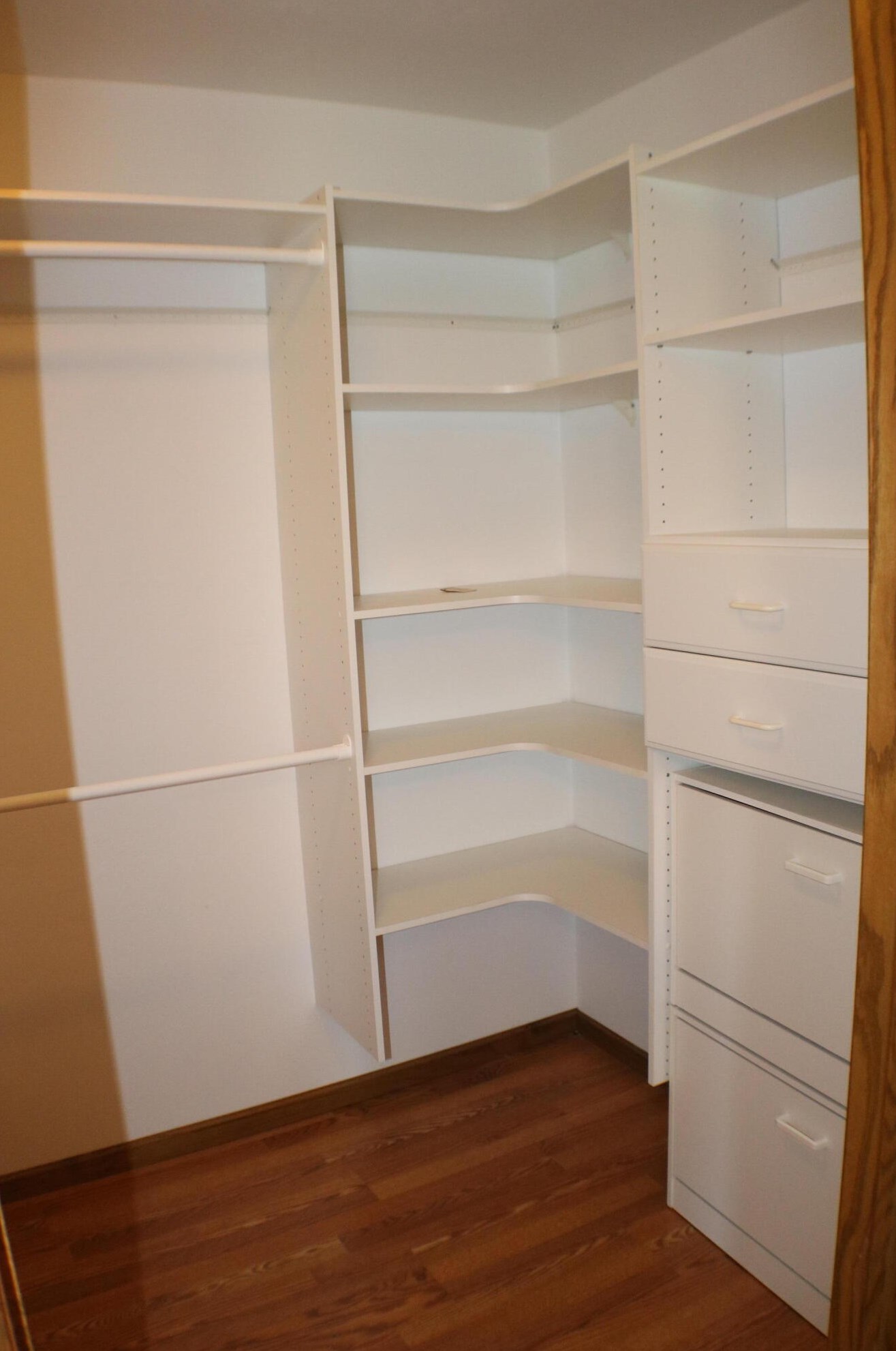 4801 Veranda Ct, Manitowoc WI 54220-8318 exterior