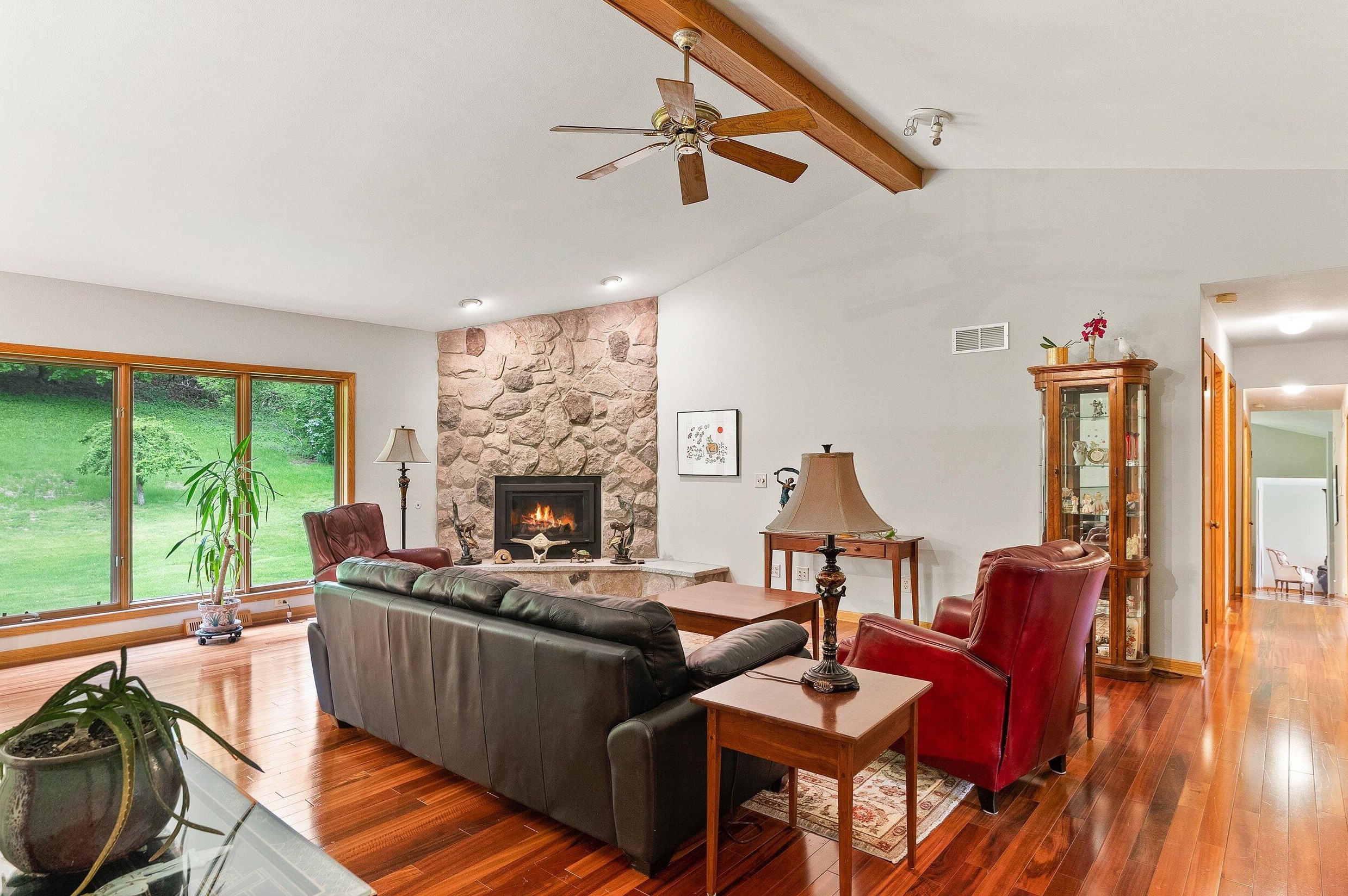 7255 Redwood Rd, Milwaukee, WI 53209-2161