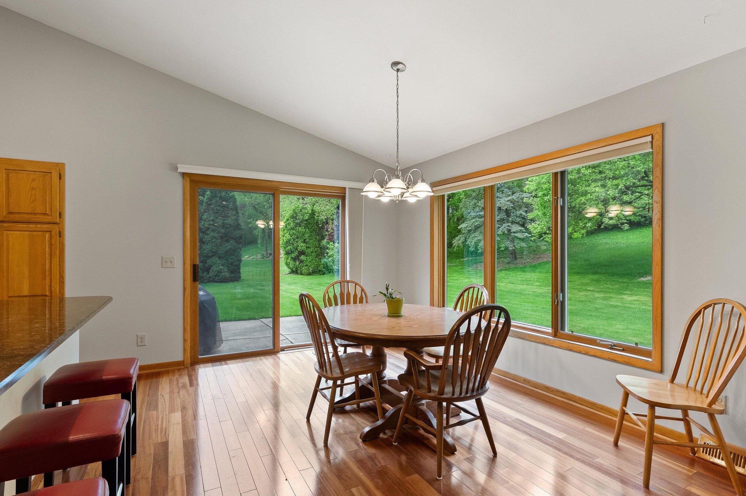 7255 Redwood Rd, Milwaukee WI 53209-2164 exterior