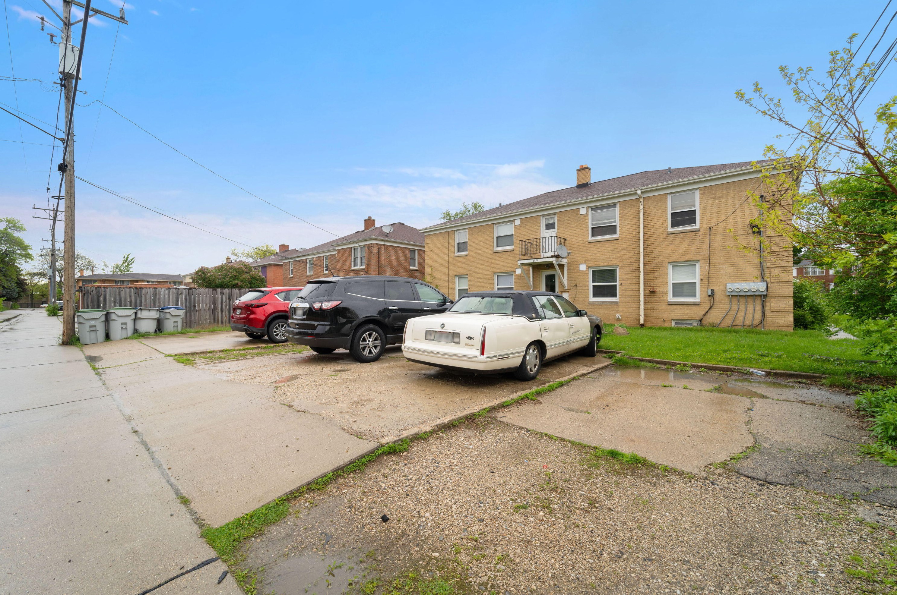 3201 35, Milwaukee WI 53215-4127 exterior