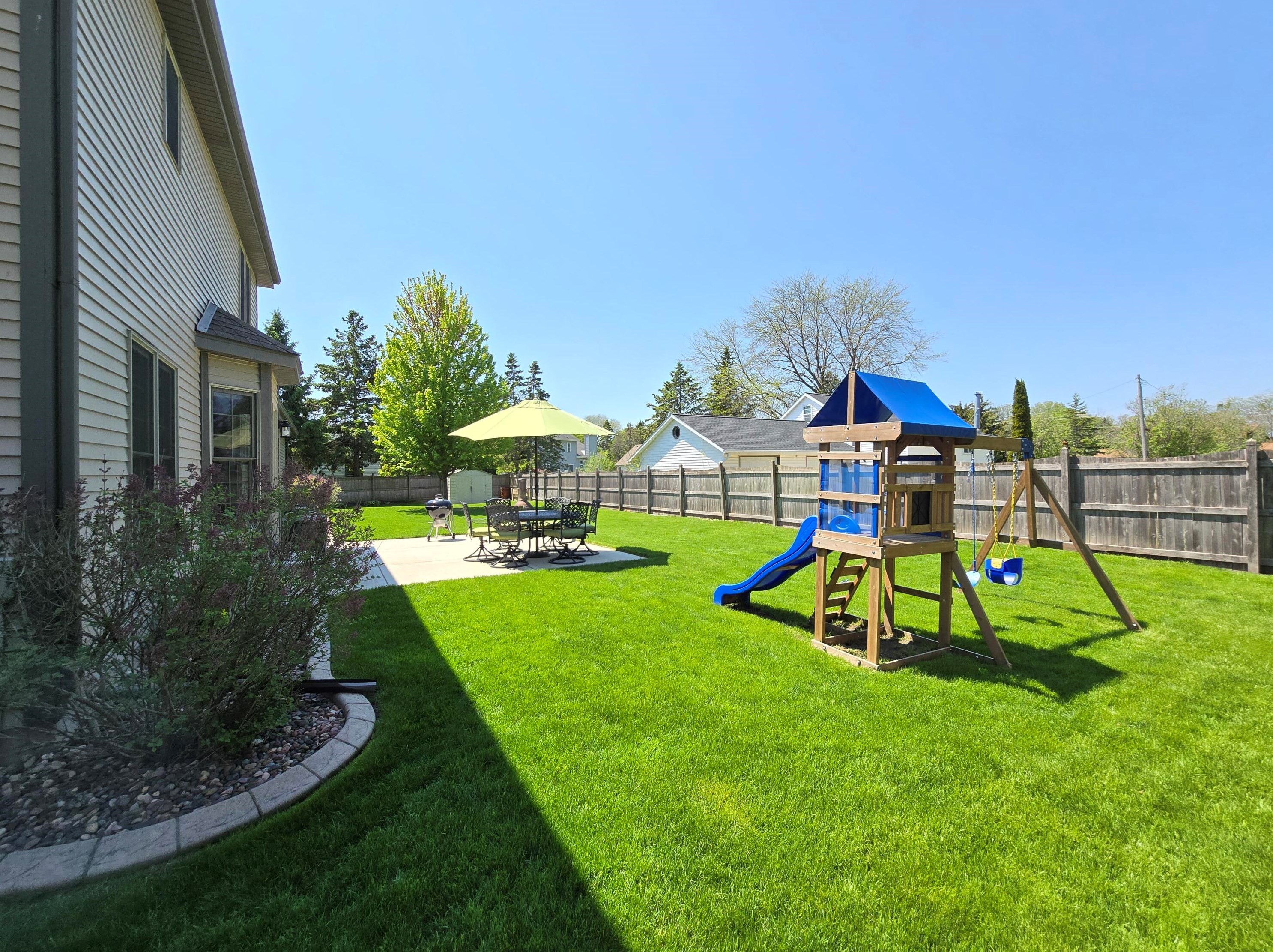 5246 Gallant Fox Ln, Racine WI  53402-2148 exterior