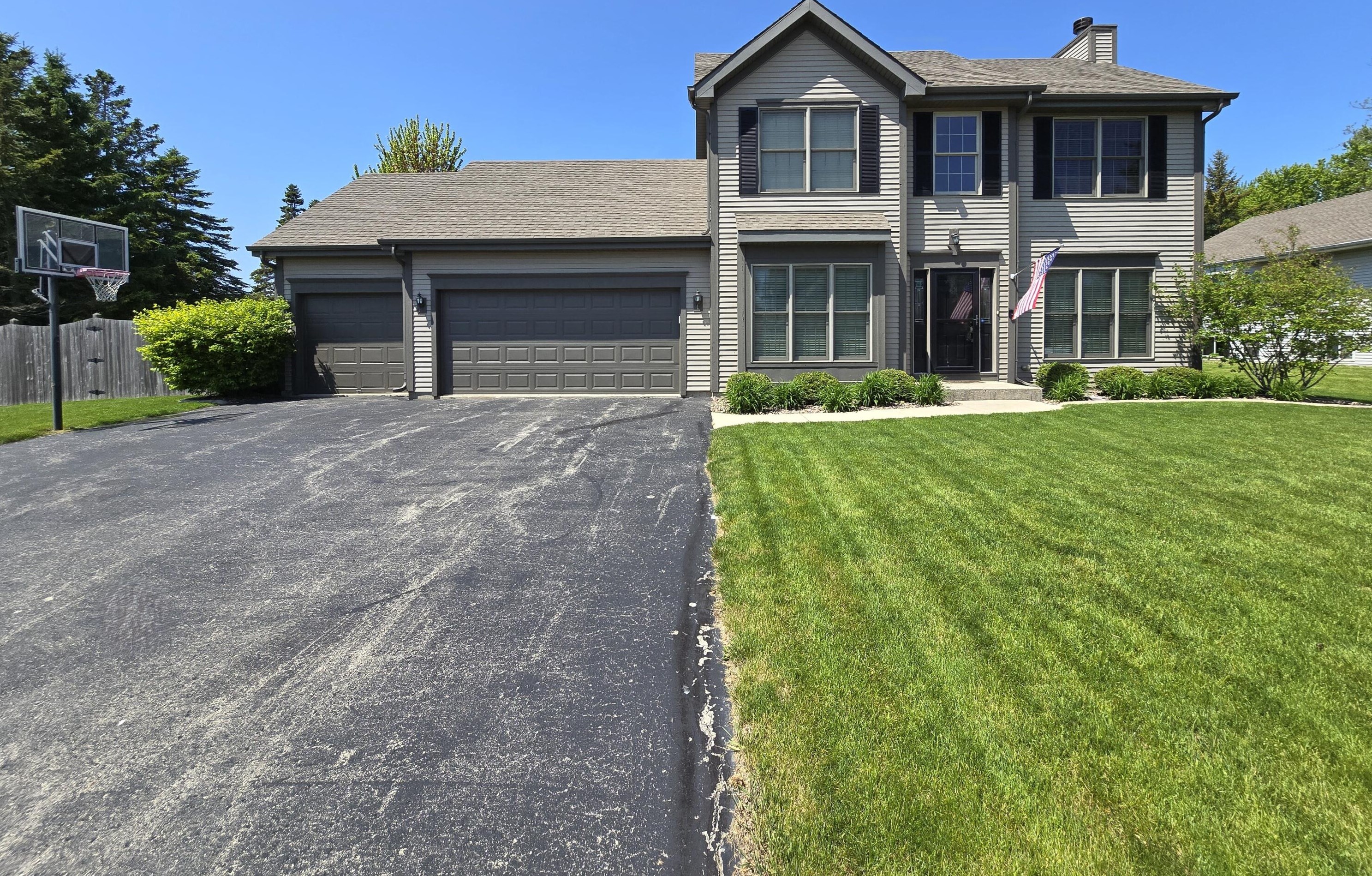 5246 Gallant Fox Ln, Racine WI  53402-2148 exterior