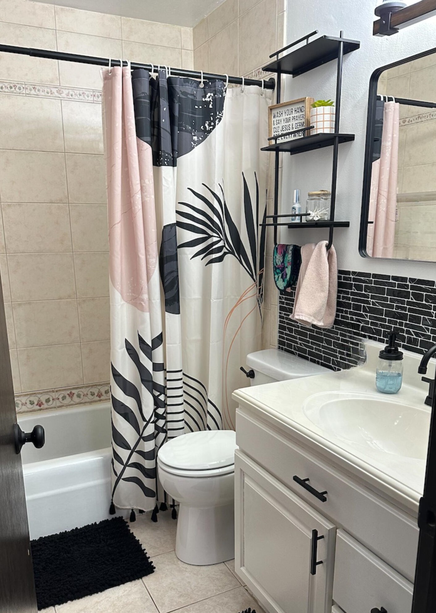 8560 Waterford Ave, Milwaukee WI  53228-4542 exterior