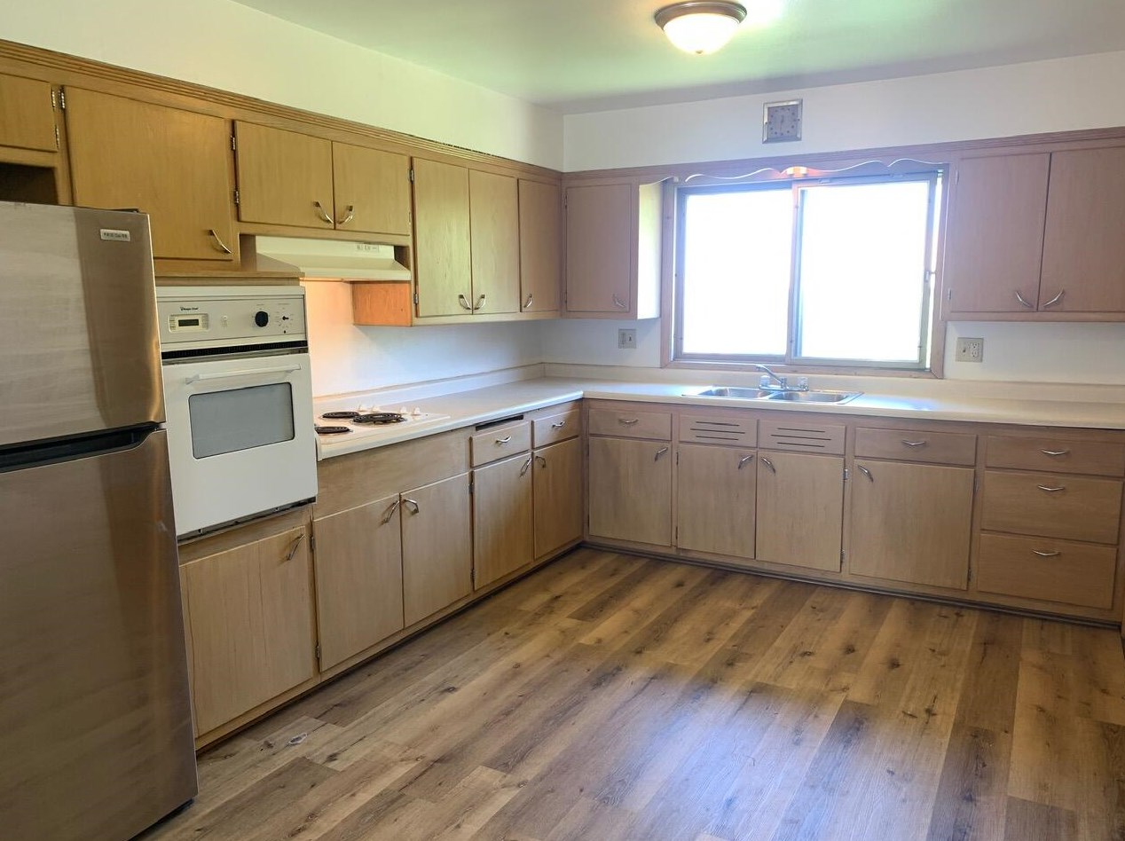 3534 S 77th St #4, Milwaukee, WI 53220