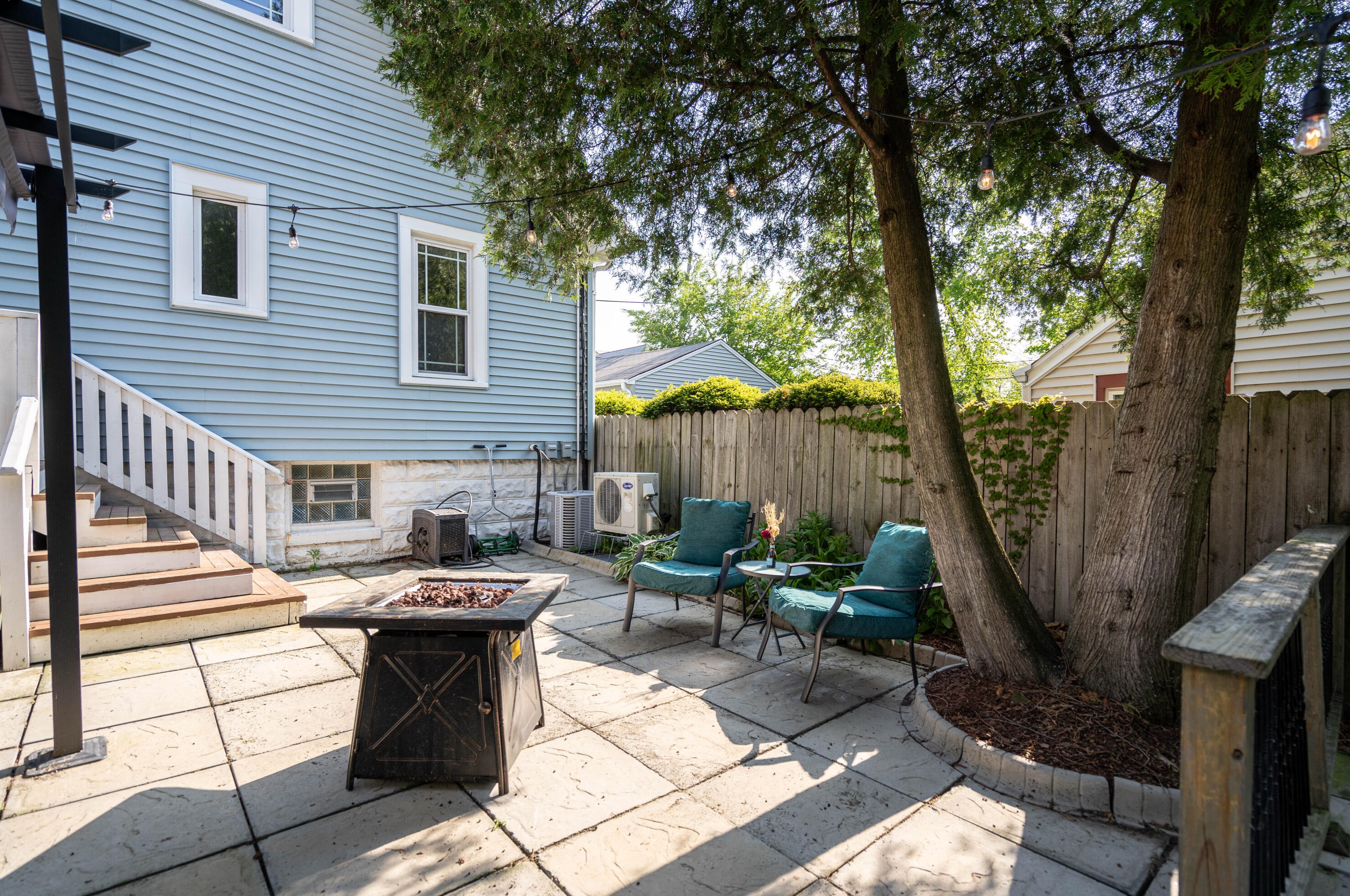 2348 Euclid Ave, Milwaukee WI 53207-2903 exterior