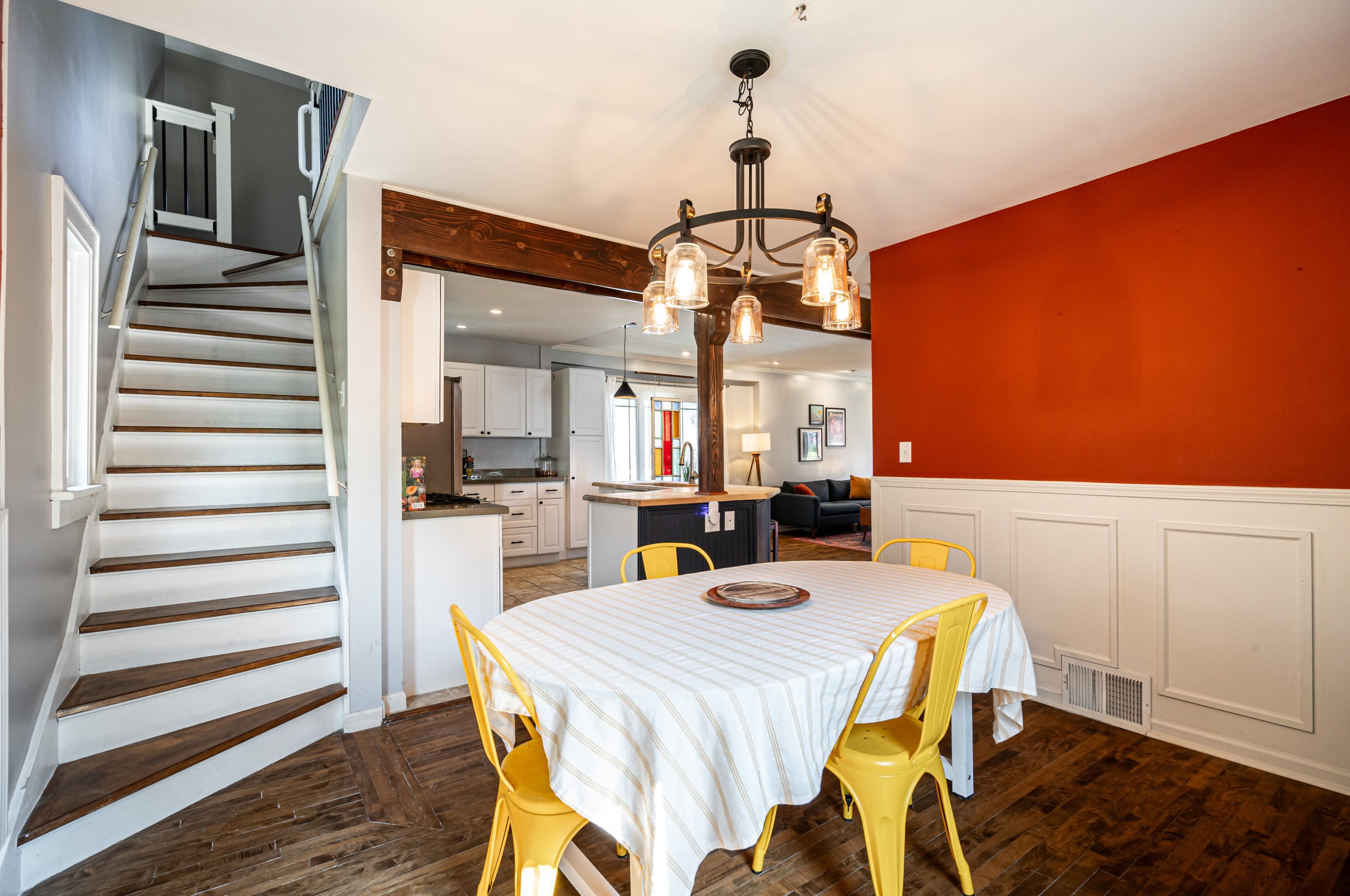 2348 Euclid Ave, Milwaukee WI 53207-2903 exterior