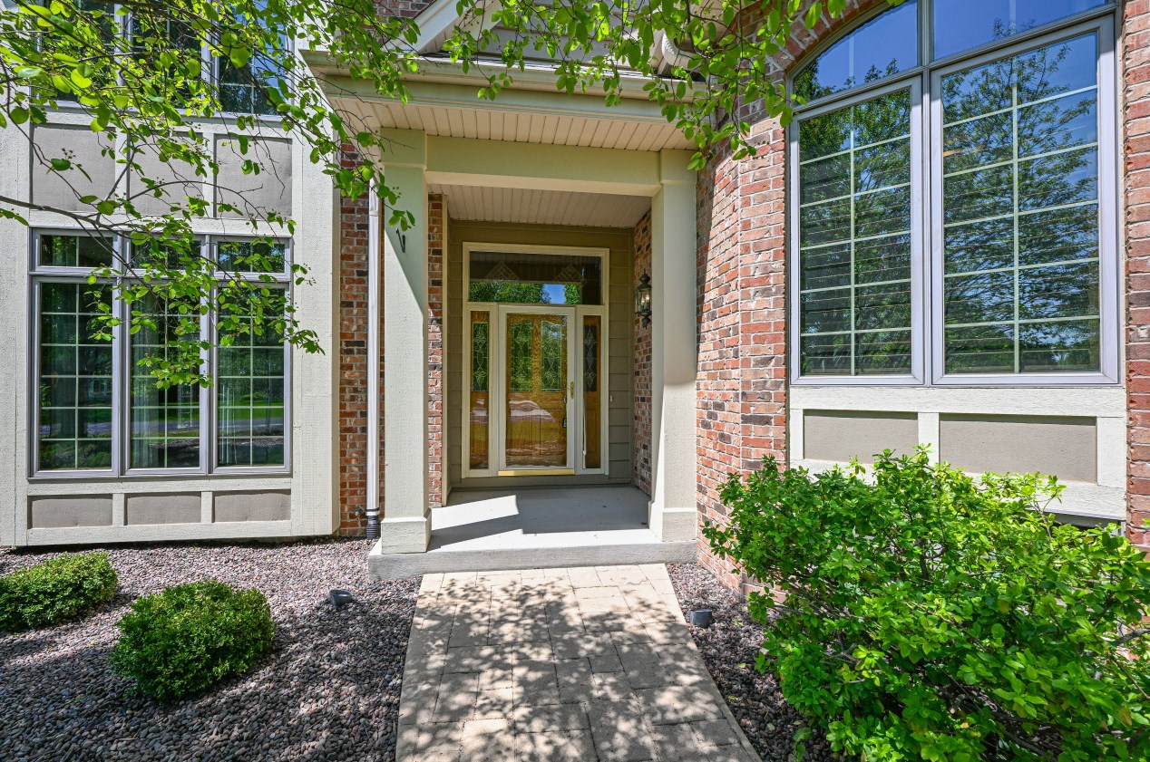116 Fawn Trl, Sturtevant, WI 53177-1257