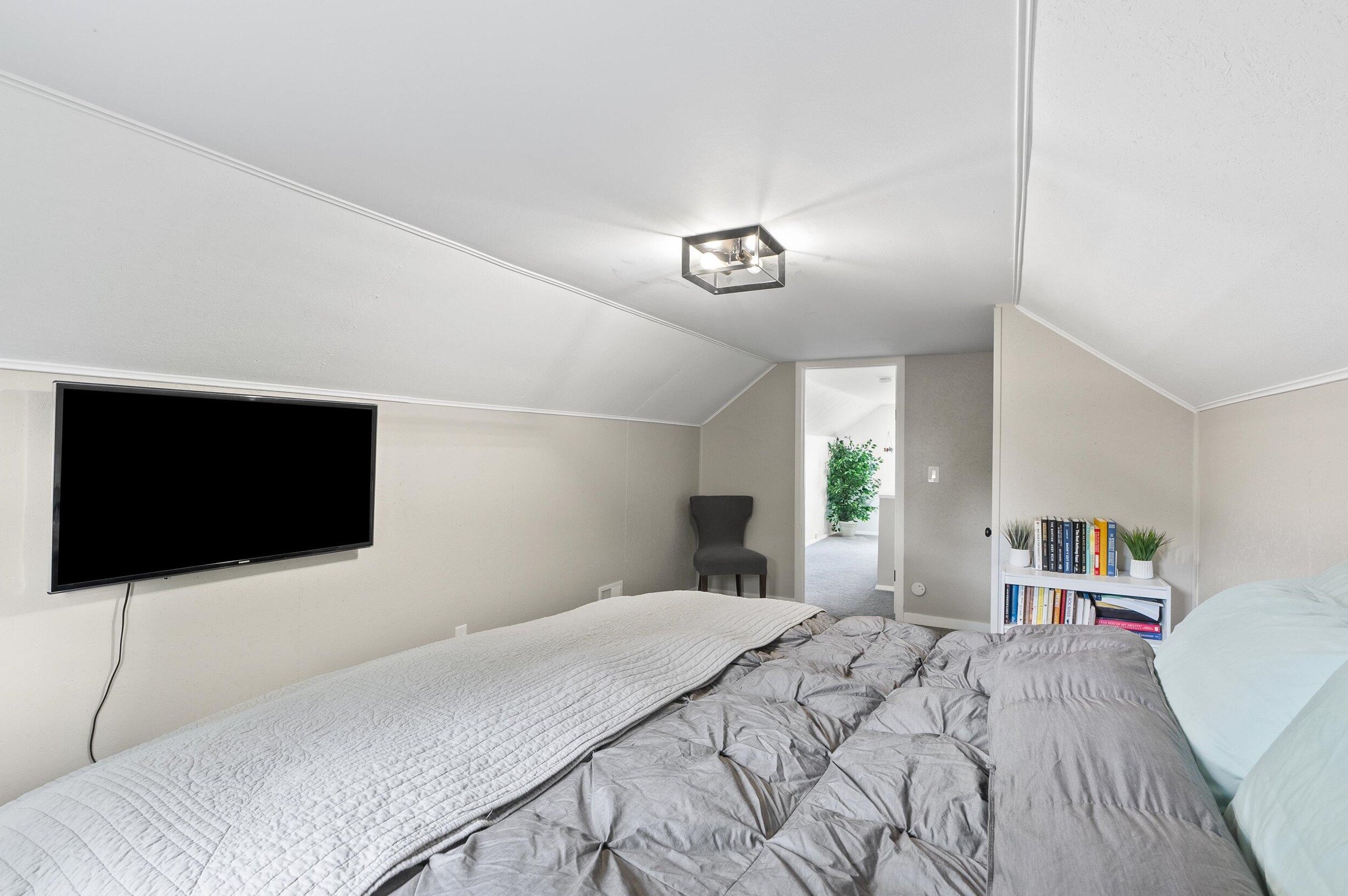 503 112, Milwaukee WI 53226-4132 exterior