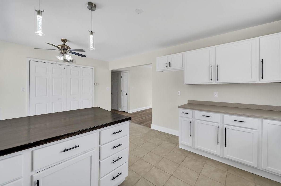 5035 39 Ave, Kenosha WI 53144-2635 exterior