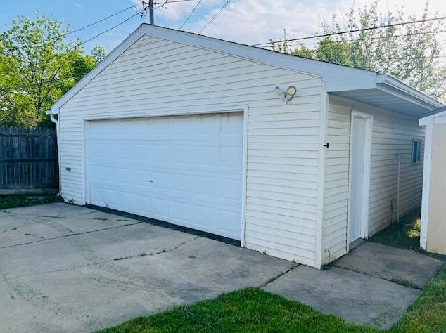 5035 39 Ave, Kenosha WI 53144-2635 exterior