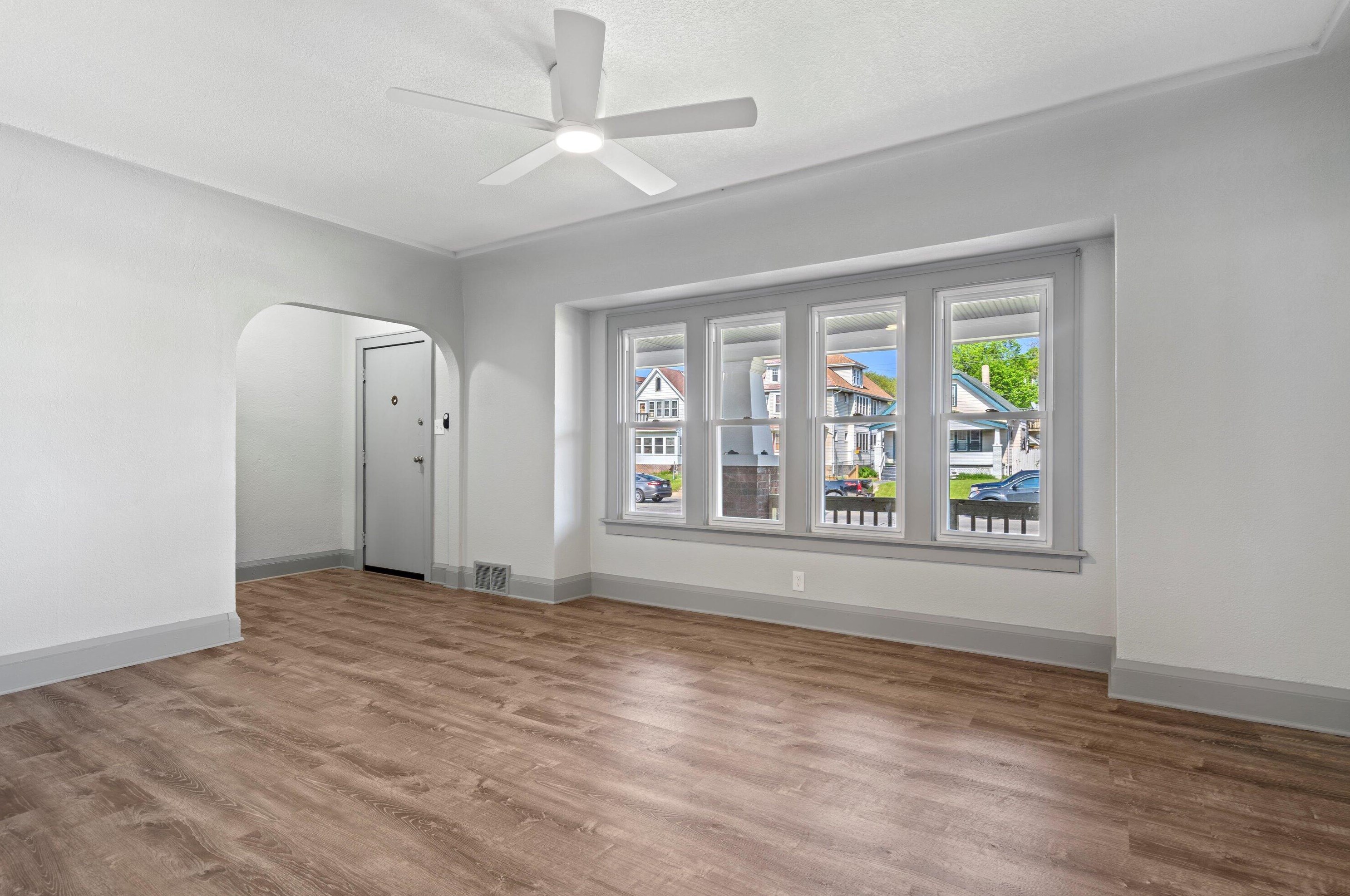 3961 N 27th St, Milwaukee, WI 53216