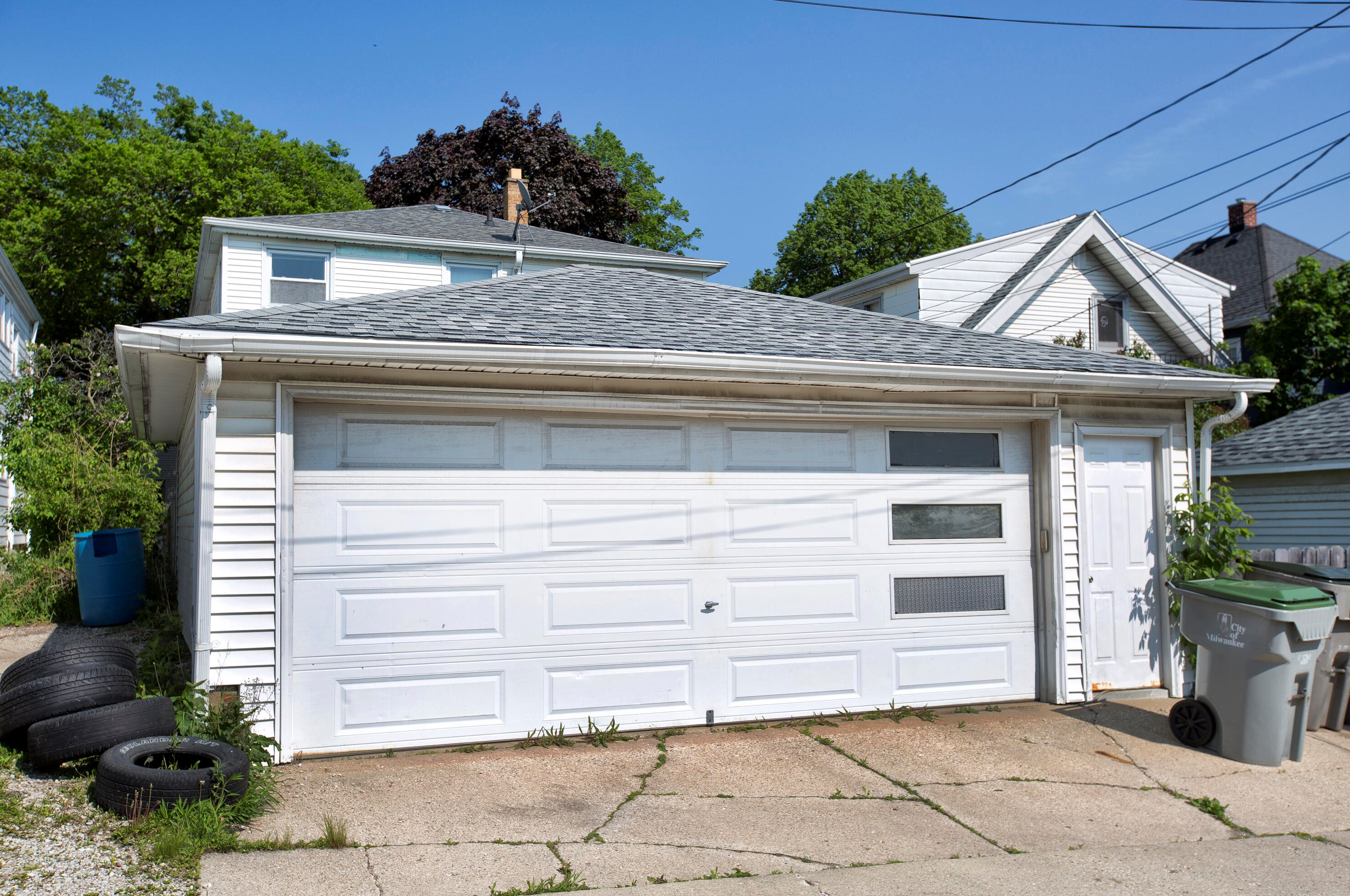 531 74th St, Milwaukee WI 53214-3602 exterior