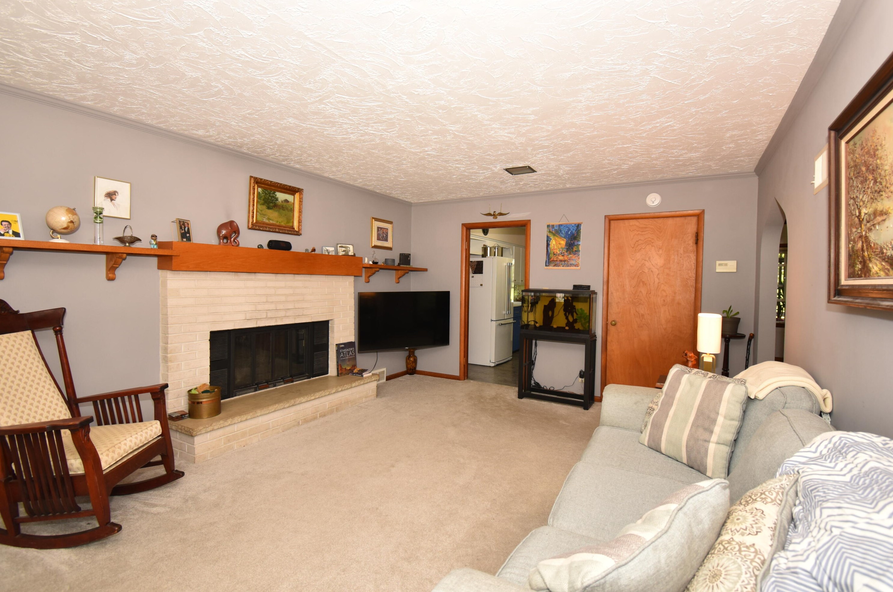 229 Lincoln Ave, Mukwonago, WI 53149-1212