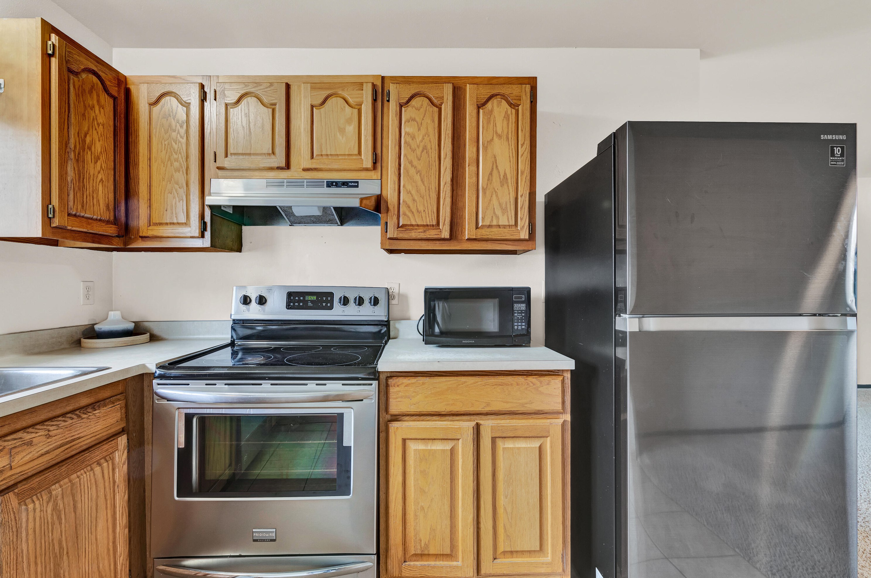 6370 20th St, Milwaukee WI 53221-5255 exterior