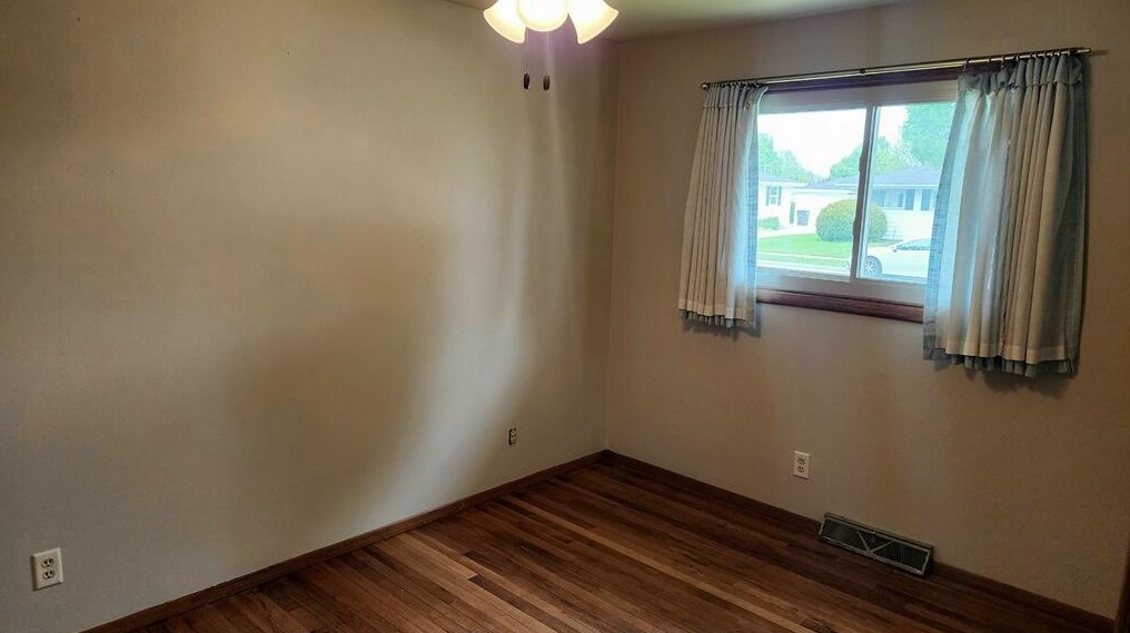 2902 22nd St, Sheboygan WI  53081-6514 exterior