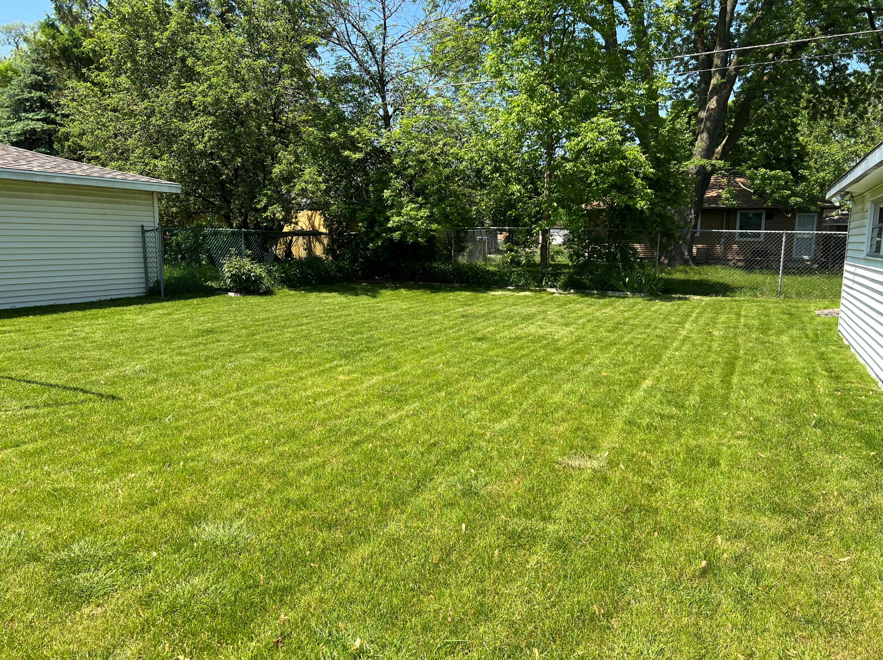 8628 Lynx Ave, Milwaukee, WI 53225-1930