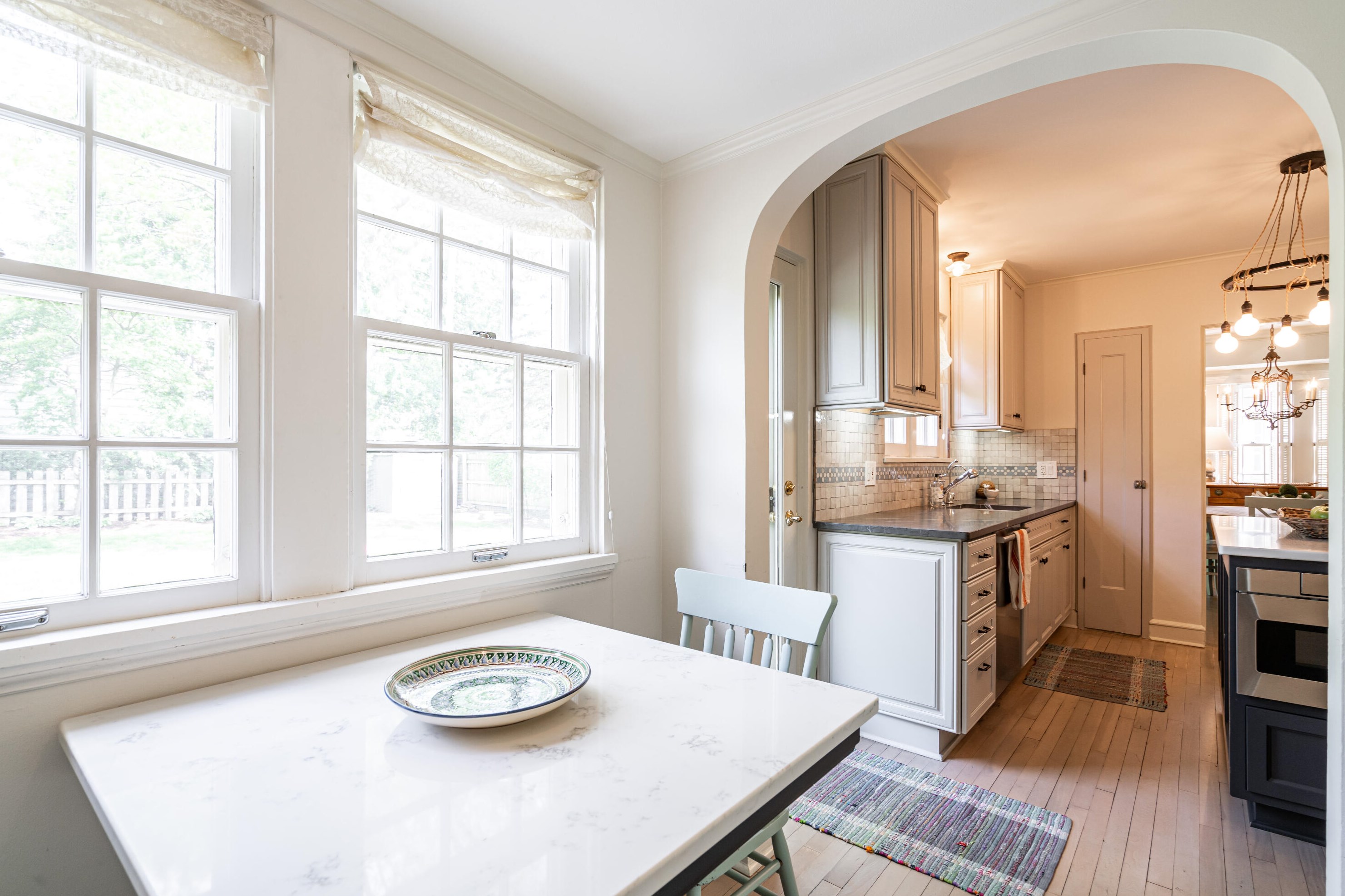 5968 Shoreland Ave, Milwaukee WI 53217-4661 exterior