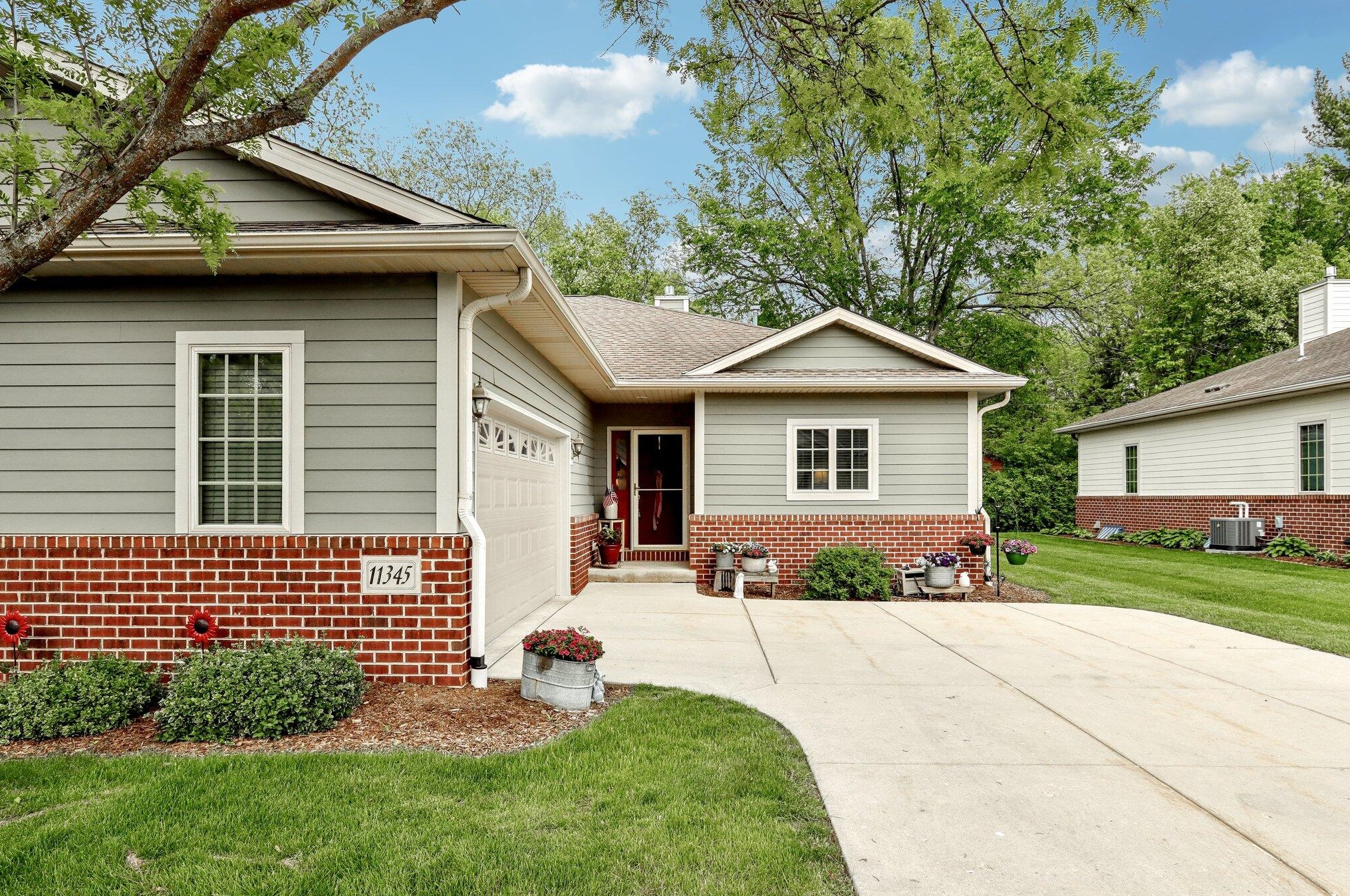11345 W Rawson Ave, Hales Corners, WI 53132
