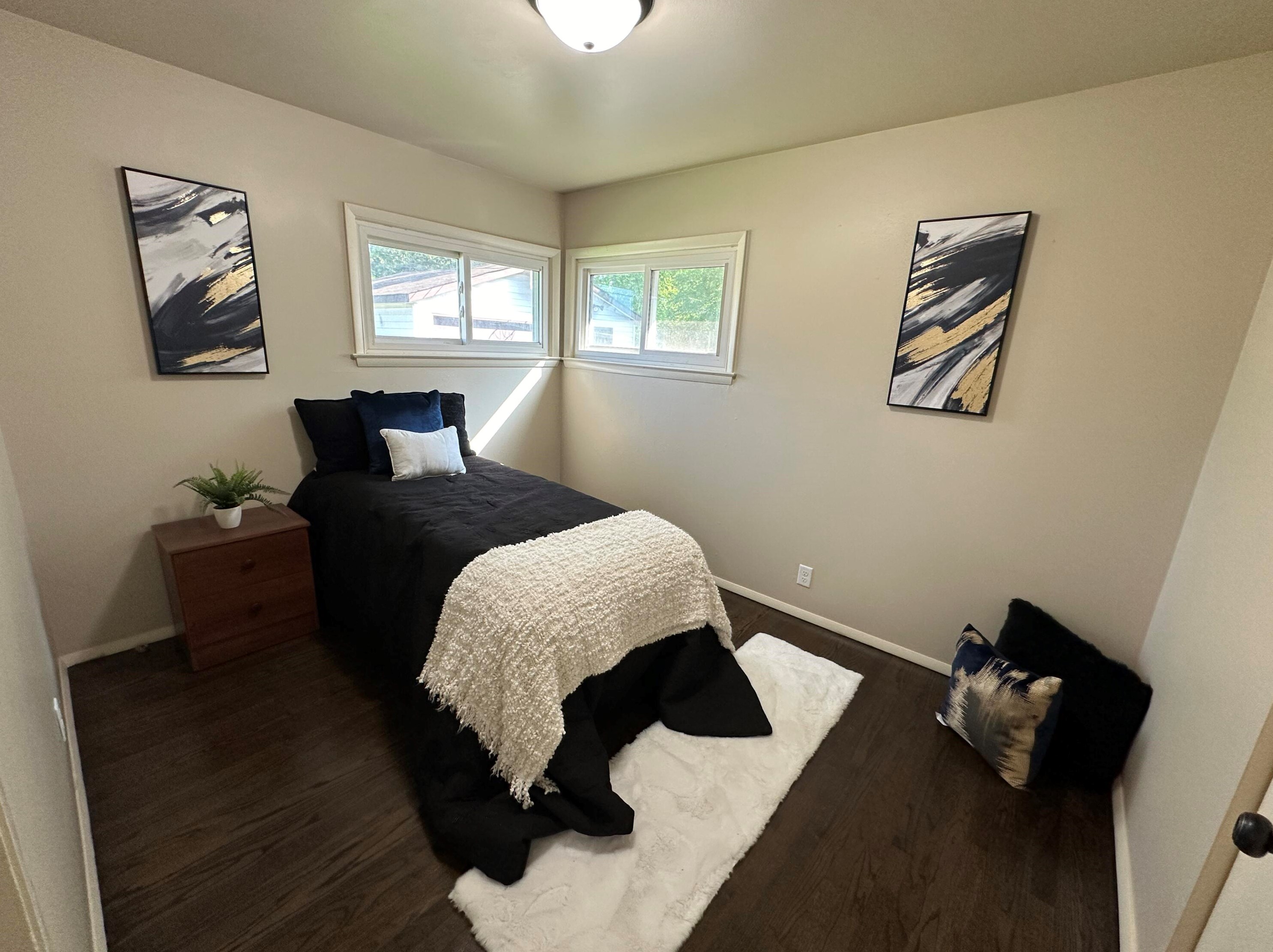 7861 Palmetto Ave, Milwaukee WI 53218-3748 exterior