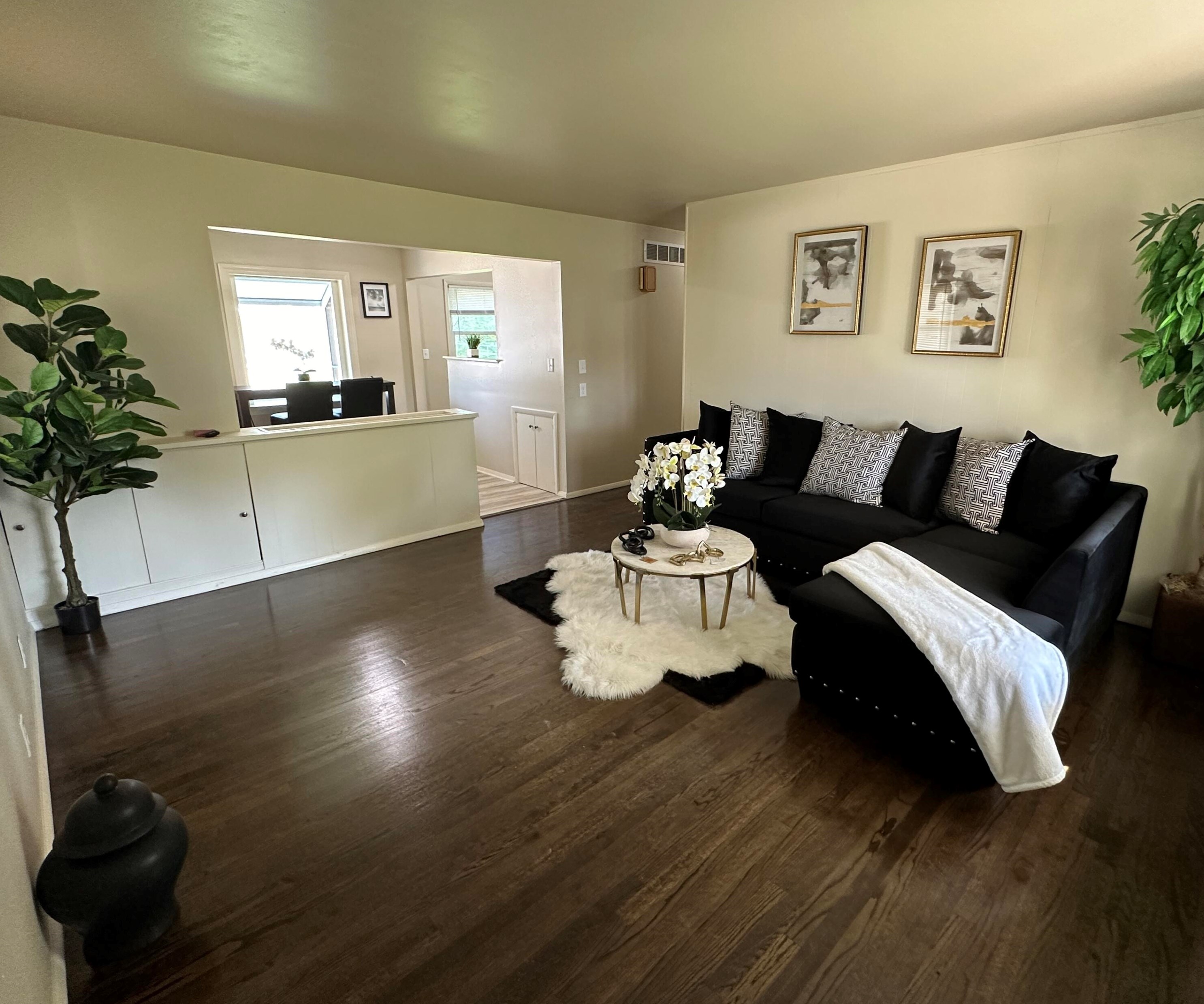 7861 Palmetto Ave, Milwaukee WI 53218-3748 exterior